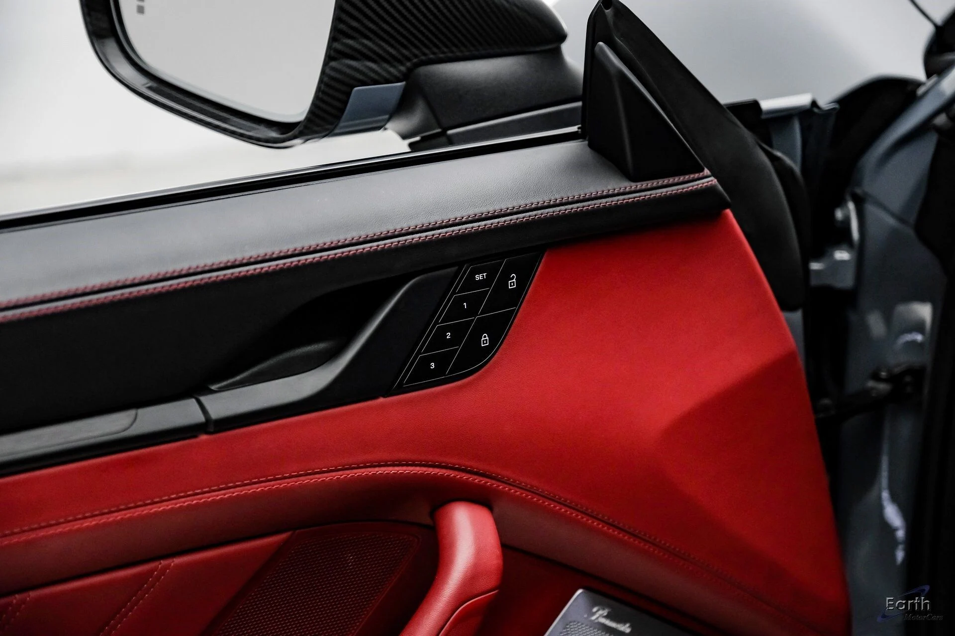 mph080_163158450_e5b063c8ded32d8c4e156bdb99e8bf0dx_92db2b5729