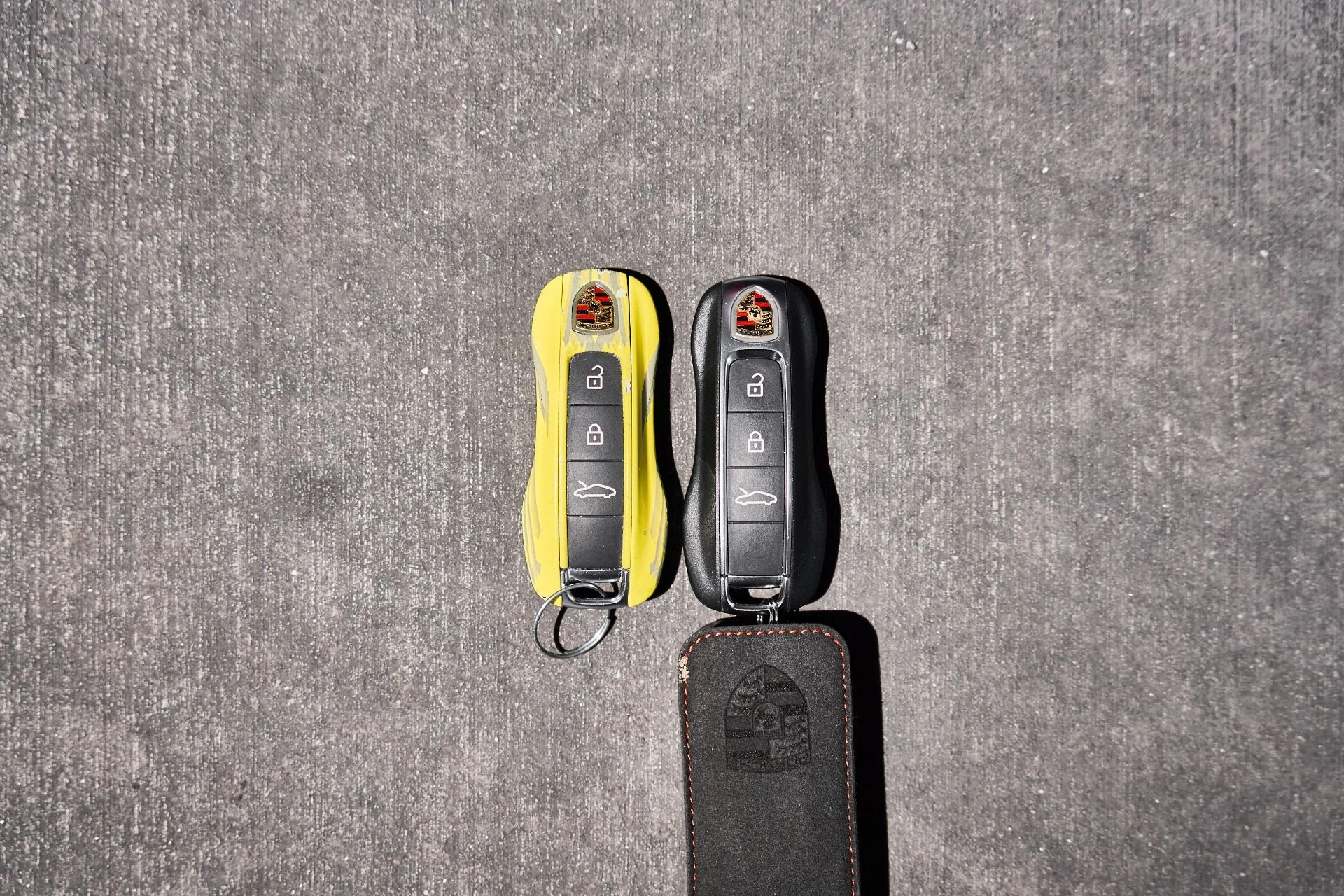 mph080_1639484363_Used_2023_Porsche_911_Turbo_S_1777011226_11b37fbc71