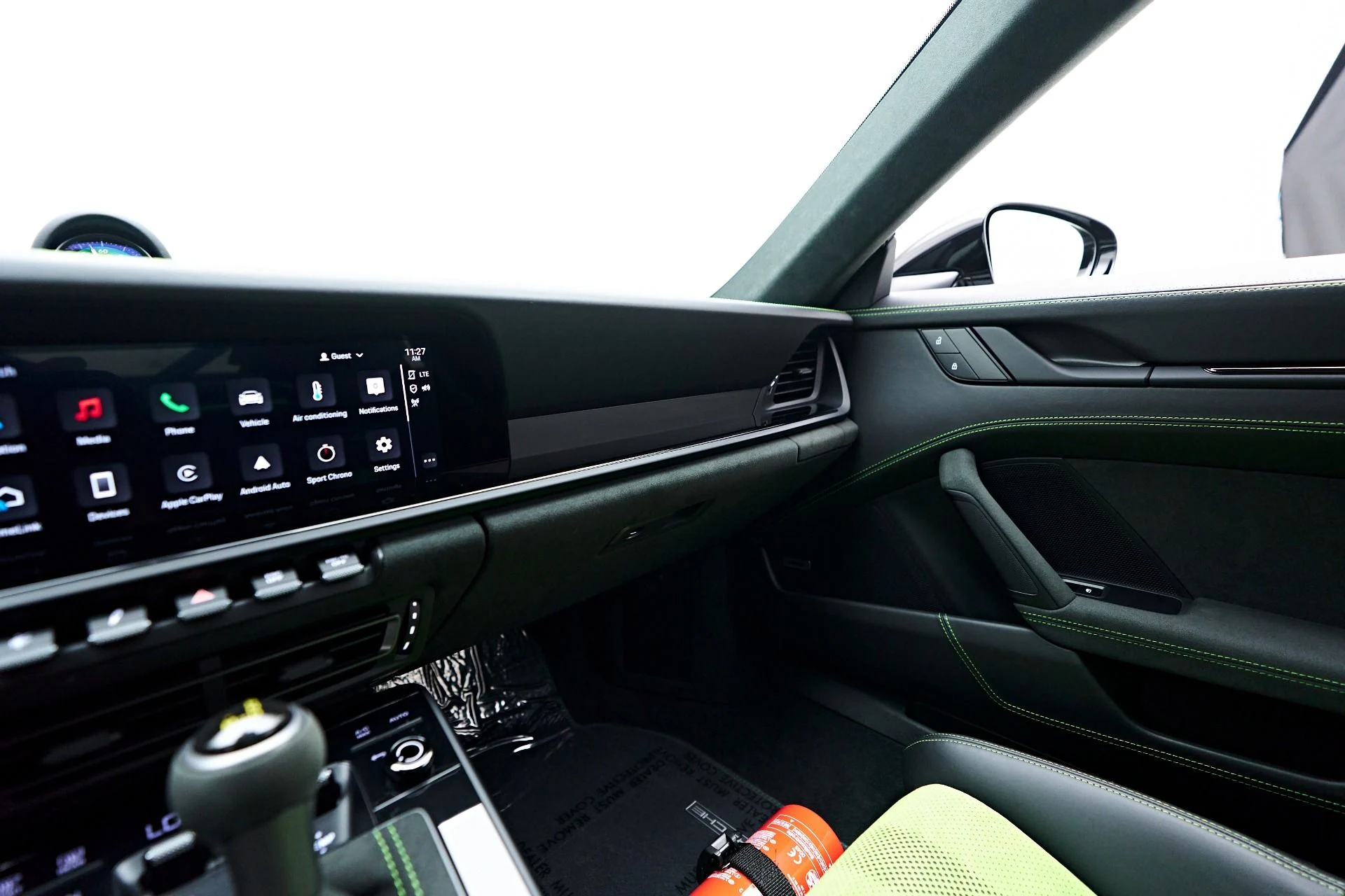 mph080_1798698255_Used_2022_Porsche_911_GT_3_1755812704_4ac0d74644