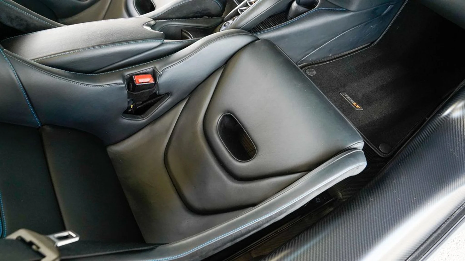 mph080_2083860059_used_2021_mclaren_765lt_coupe_14354_22828181_81_1024_4afed3a8e7