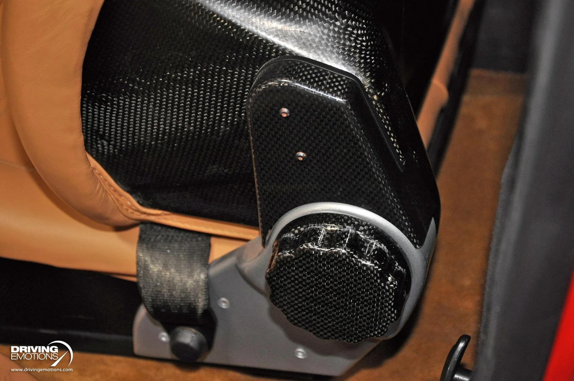 mph080_2097187542_437_p81_l_6ca787f6d0