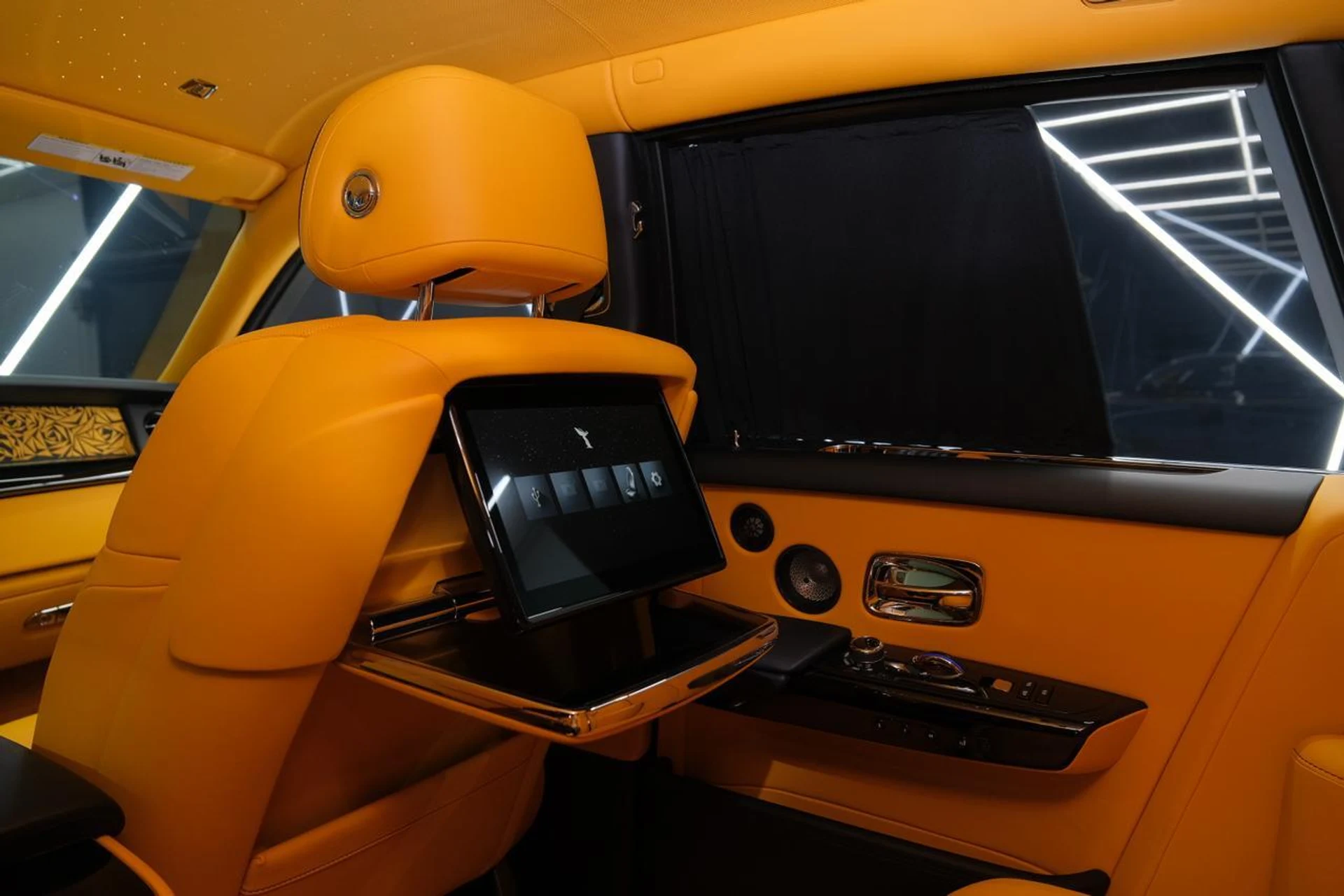 mph080_2142749629_24aed0dbe00648b71f32b242fef69868_d2f3cded18