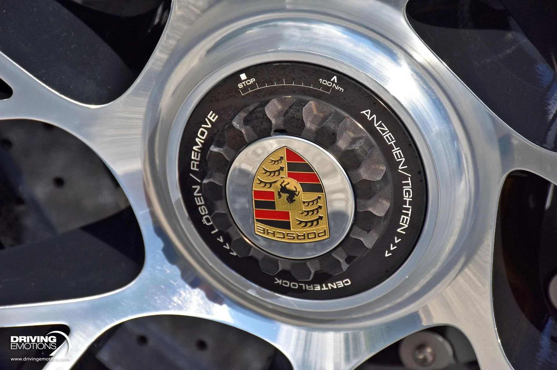 mph080_2336552590_866_p81_l_c41ee2f26a