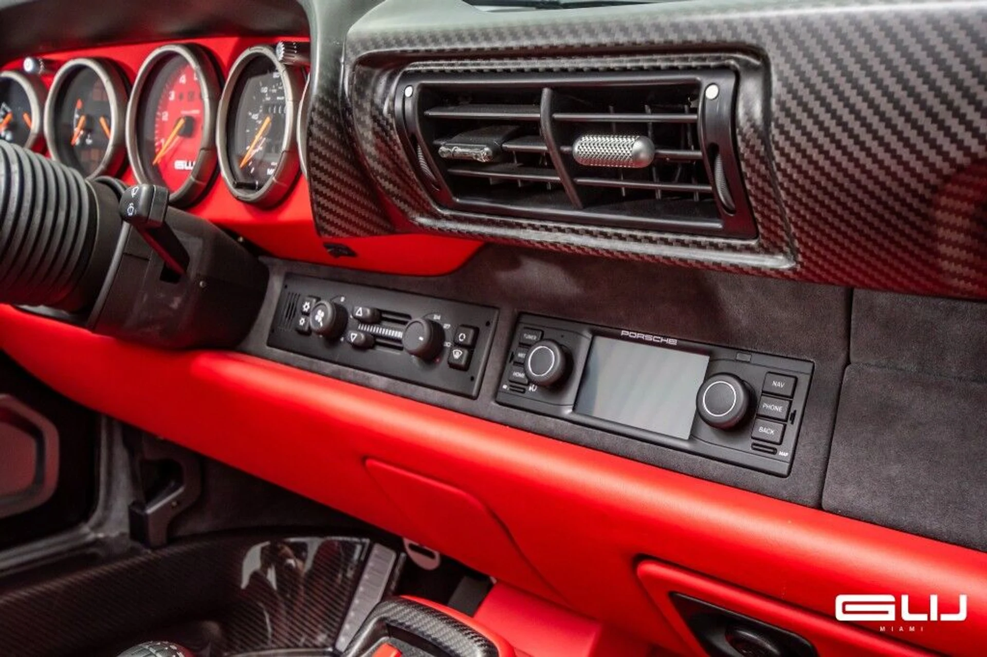 mph080_2359946355_ae680bbfb895f14f215c9116705ef137_97d0312dd0