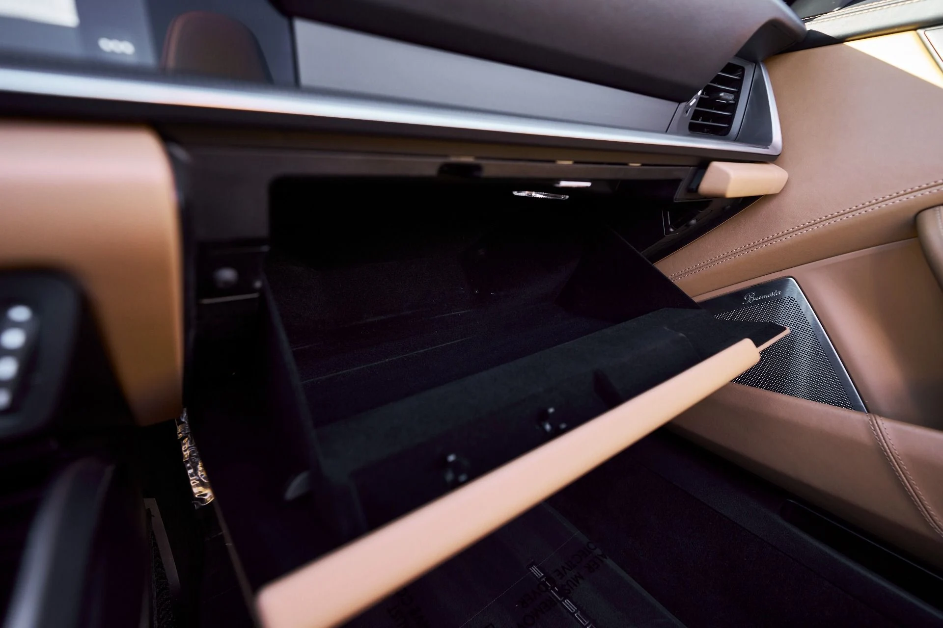 mph080_237347547_Used_2023_Porsche_911_Turbo_S_1764903274_34d66c37d2