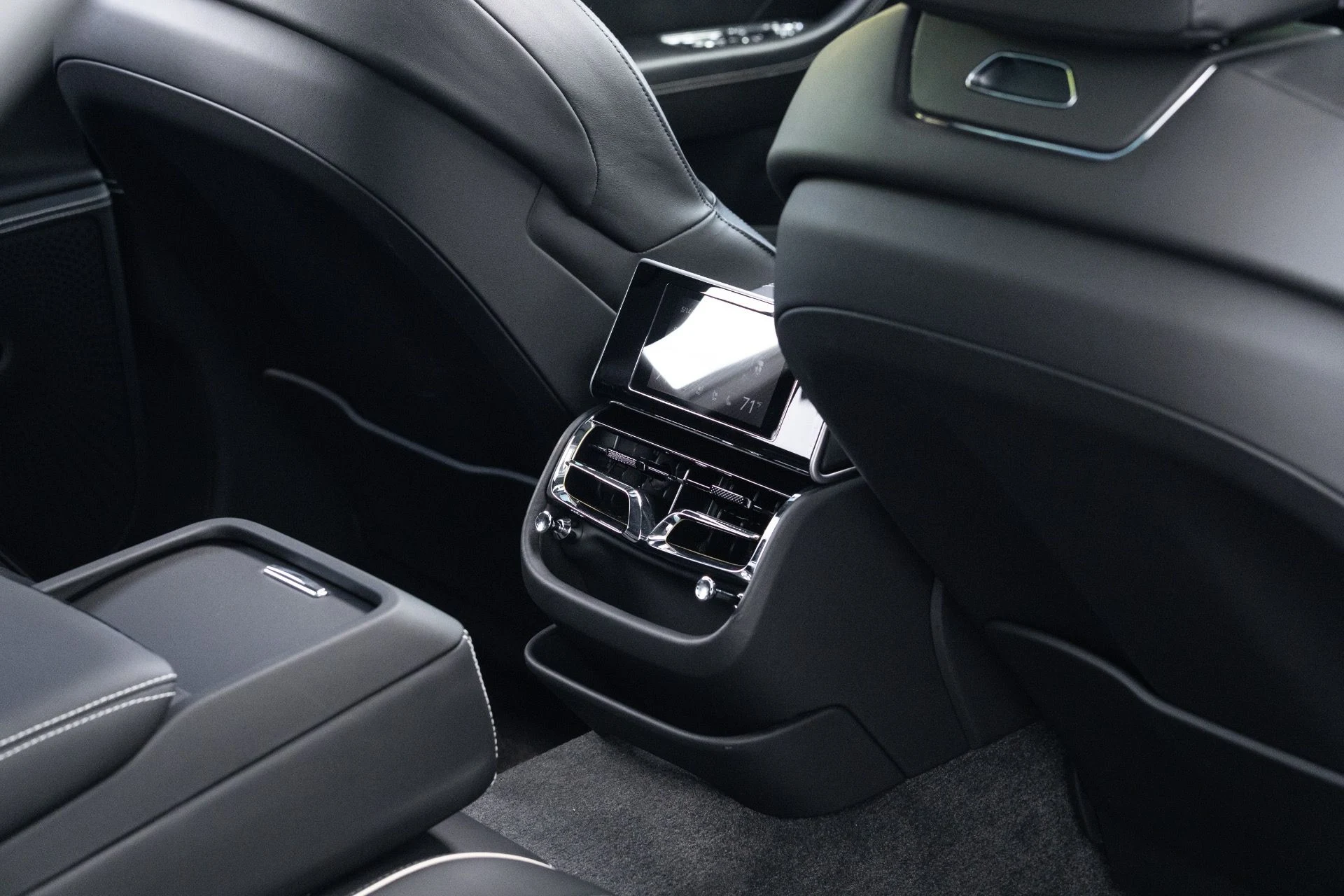 mph080_2386692928_Used_2023_Bentley_Flying_Spur_S_V8_1778782784_388110f70c