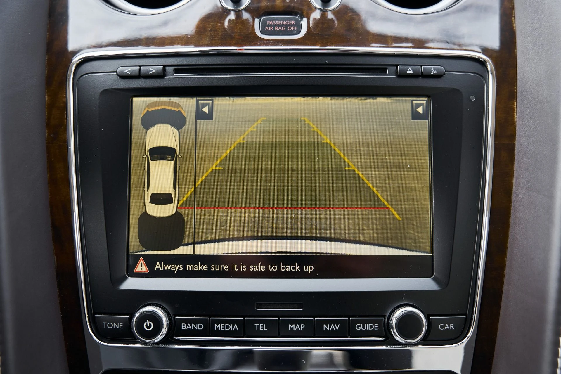 mph080_2410524121_Used_2015_Bentley_Flying_Spur_V8_1769278458_860e42372f