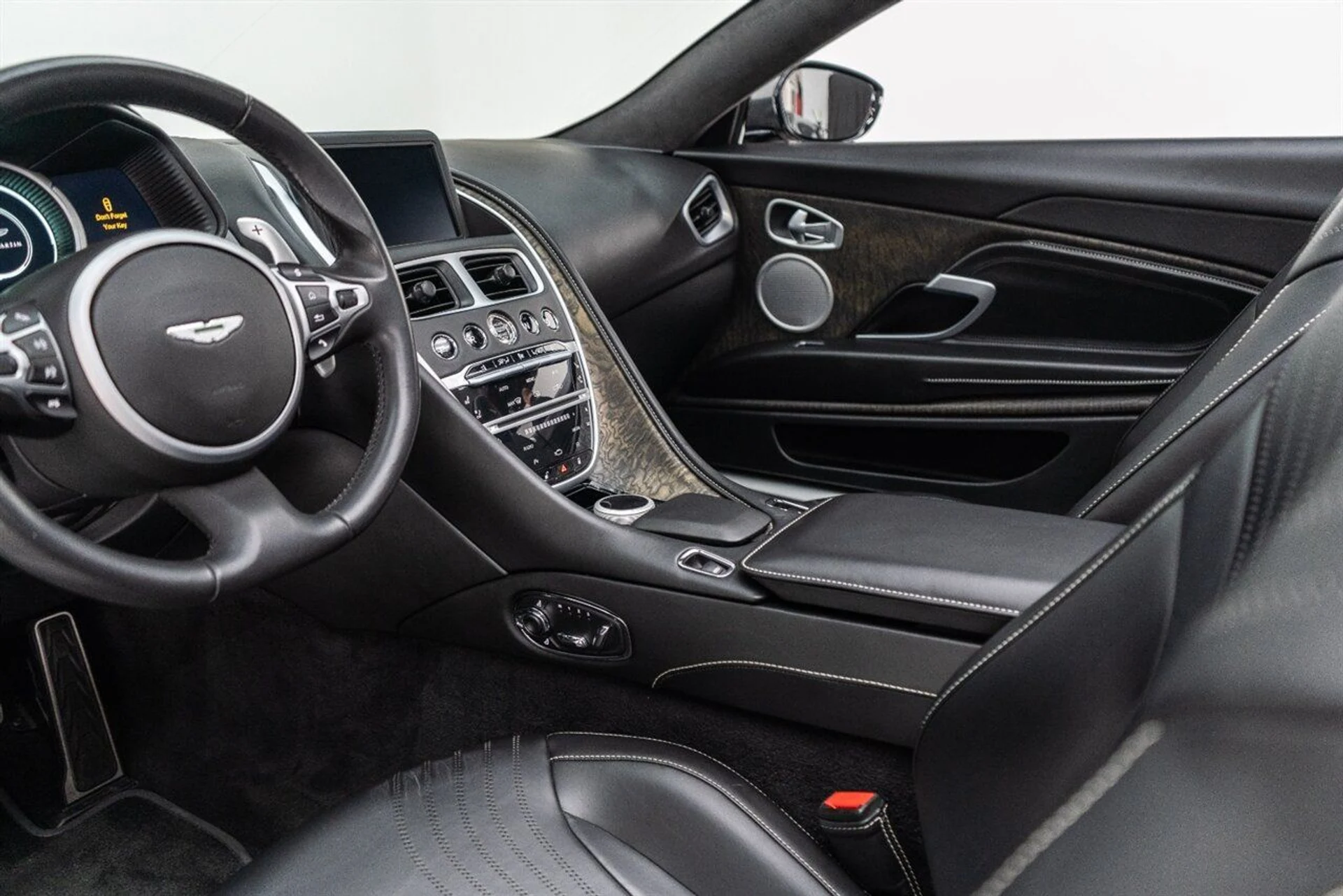 mph080_2433301310_d6e08daec9_1280_271582f391