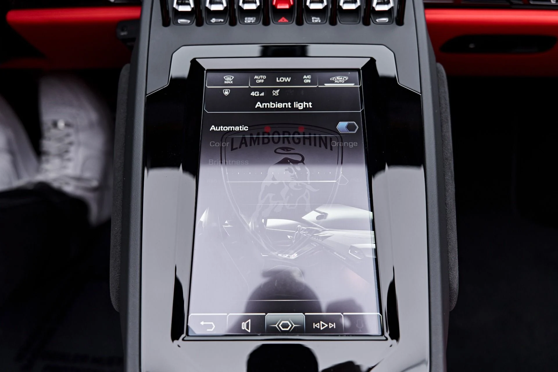 mph080_2457812280_Used_2024_Lamborghini_Huracan_EVO_Base_1791337216_833a7d7240