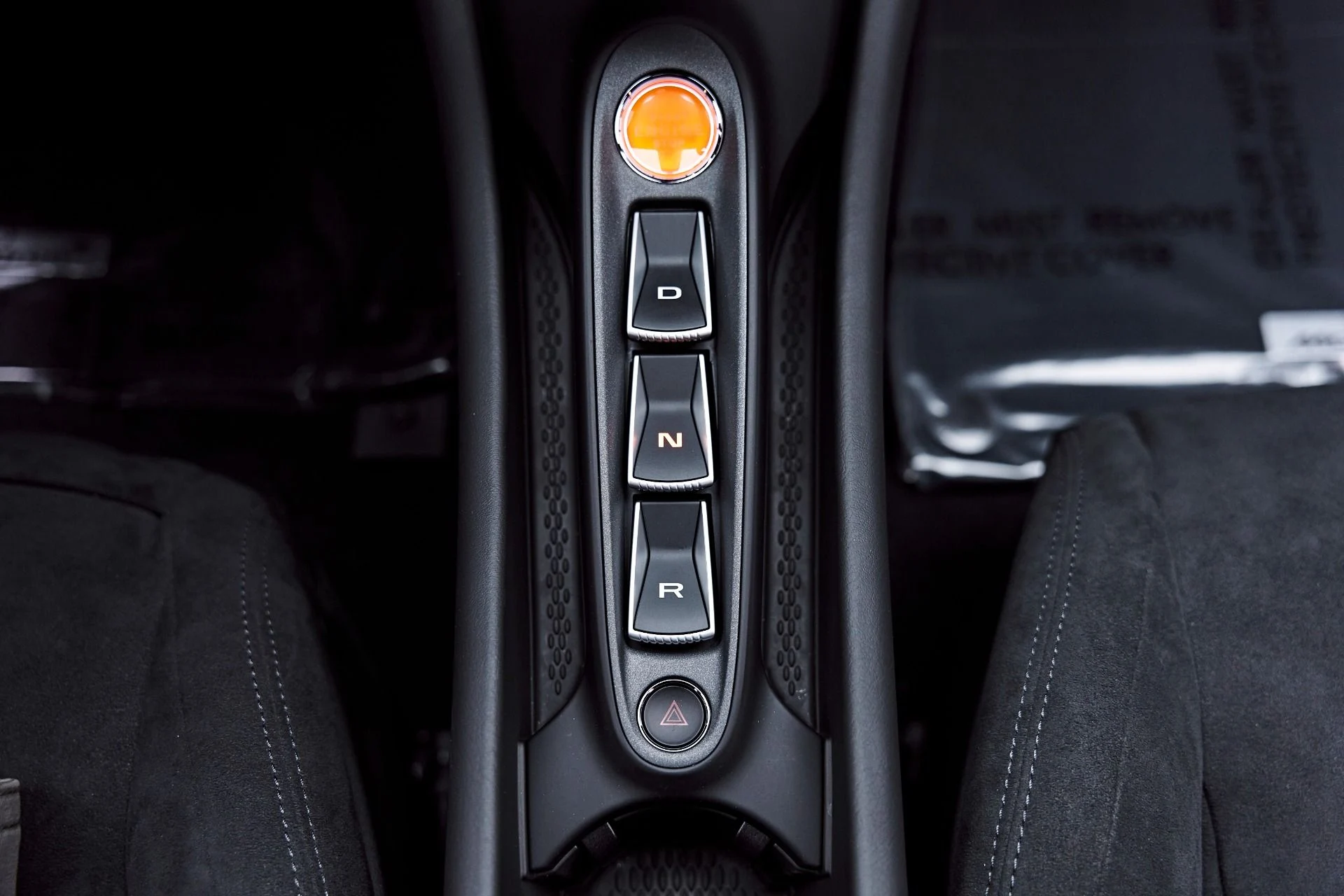 mph080_2543743801_Used_2026_Mc_Laren_Artura_Vision_1777507578_c1e28b763d