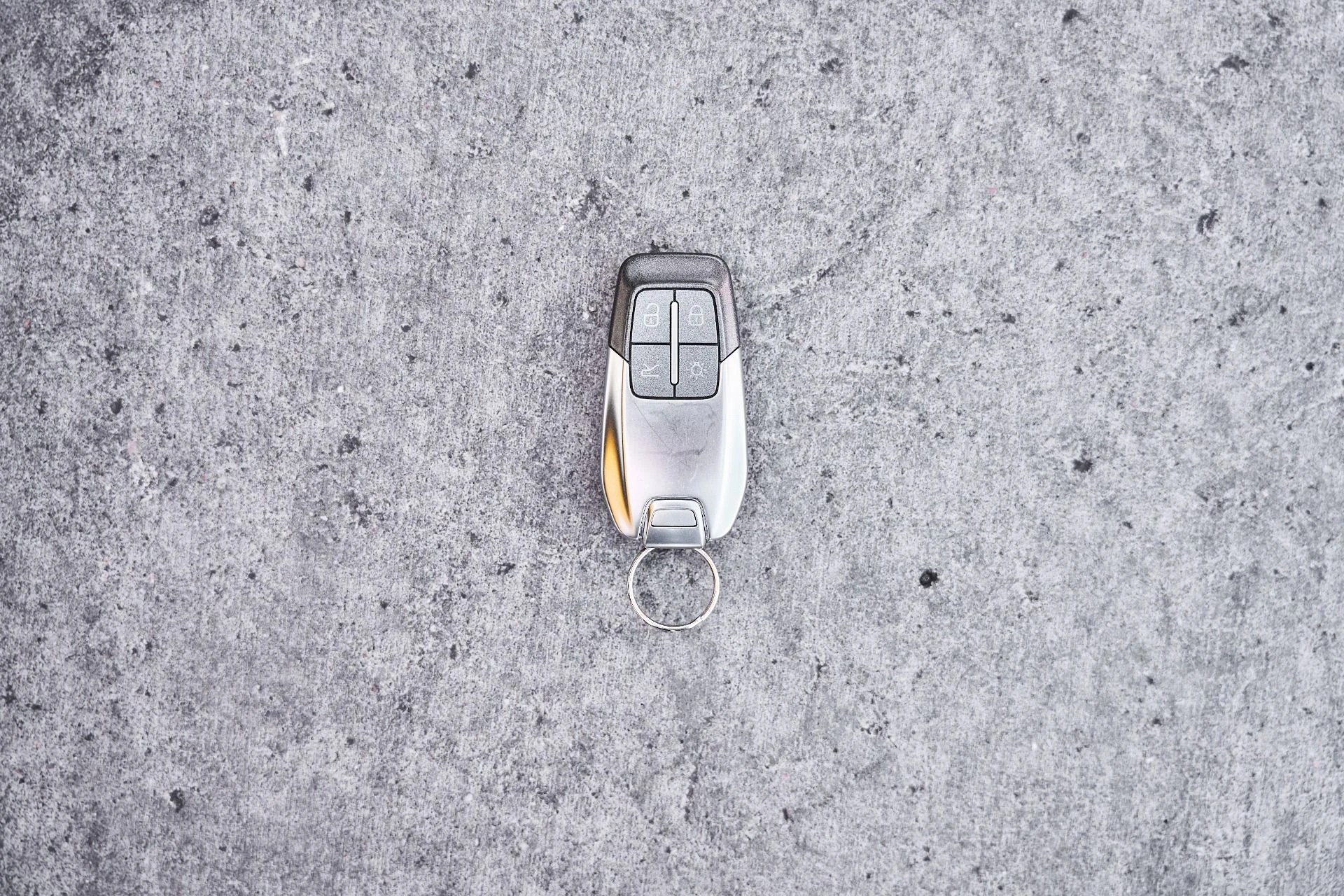 mph080_2543804155_Used_2021_Ferrari_F8_Tributo_Base_1774743153_d72be6e217