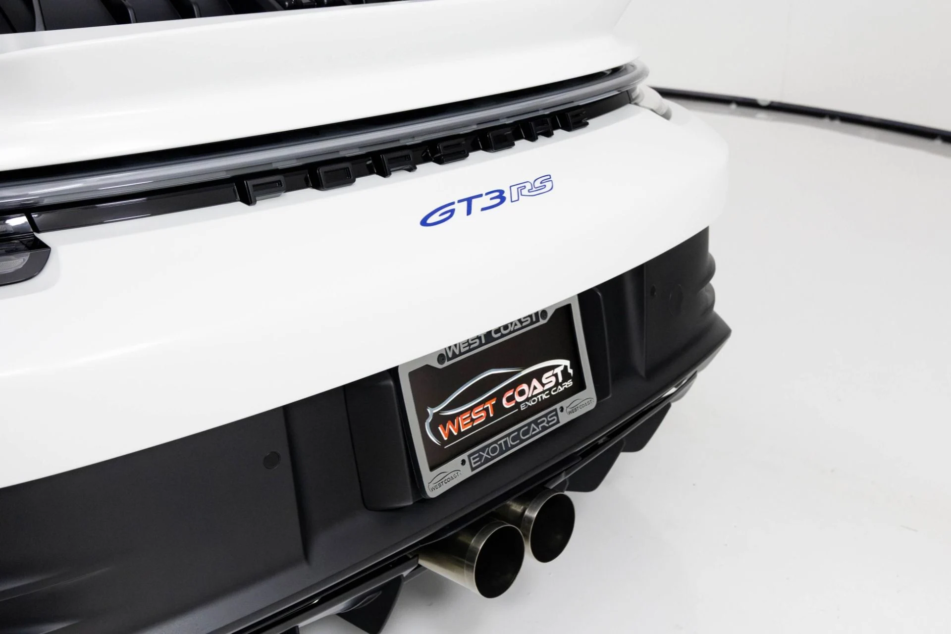 mph080_2574823676_Used_2024_Porsche_911_GT_3_RS_1763426517_4e0175a7b8