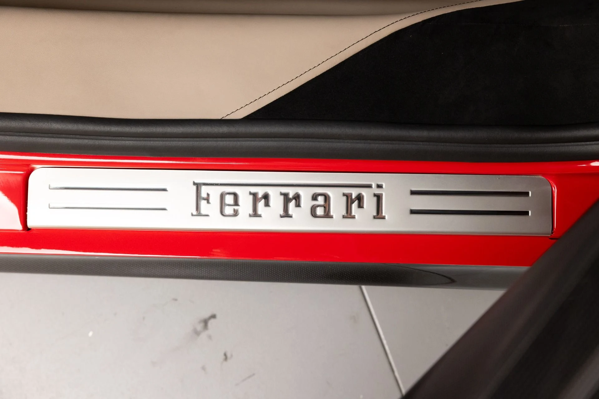 mph080_2620533970_Used_2022_Ferrari_SF_90_Spider_1788210063_d2fb08312c