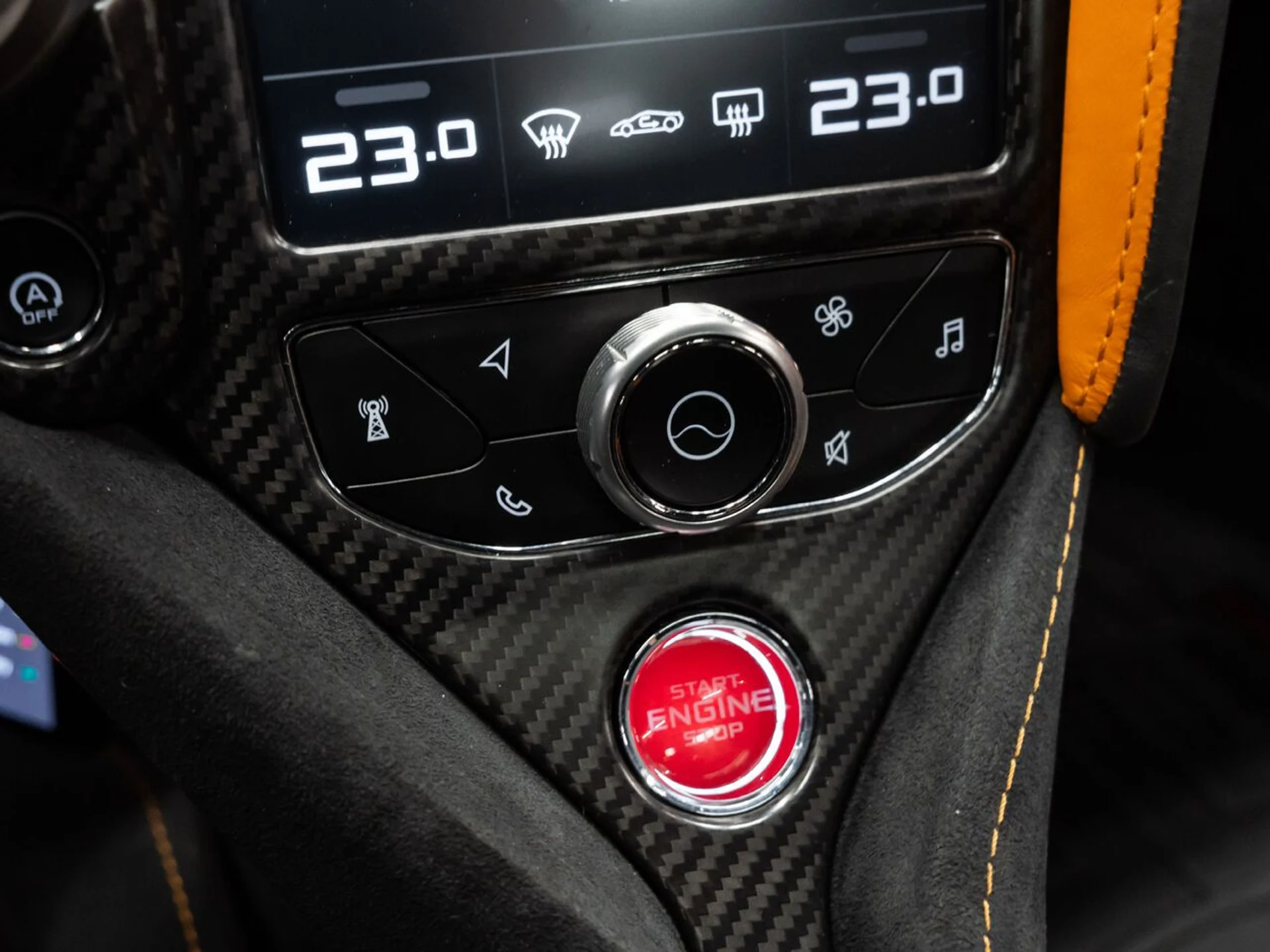 mph080_2712576648_mclaren_720s_2018_2f8397777b