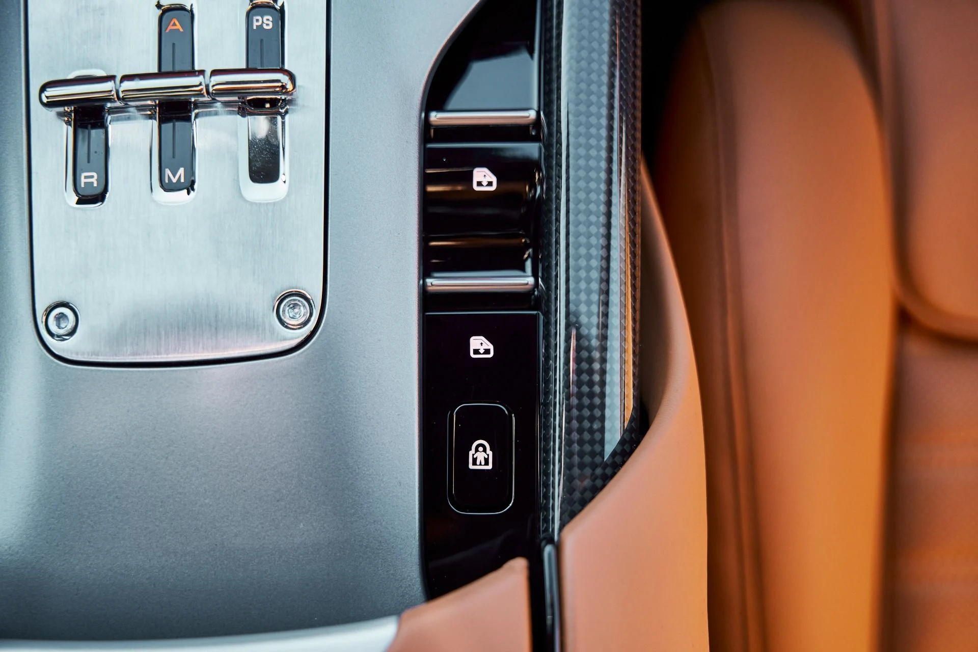 mph080_278105112_Used_2026_Ferrari_Purosangue_1771462164_e8bd71f143