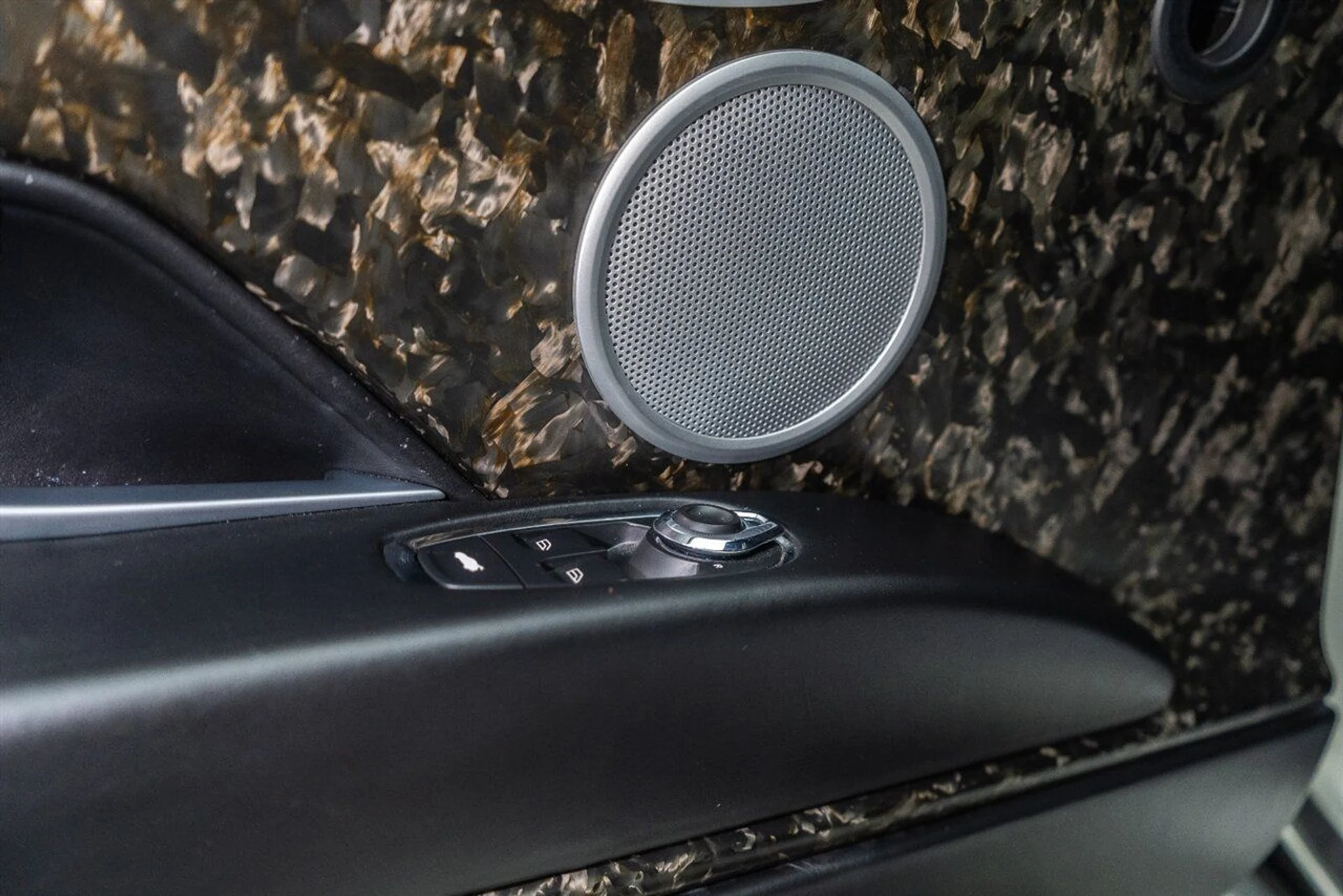 mph080_2943614877_29257b88ce_1280_354445946d