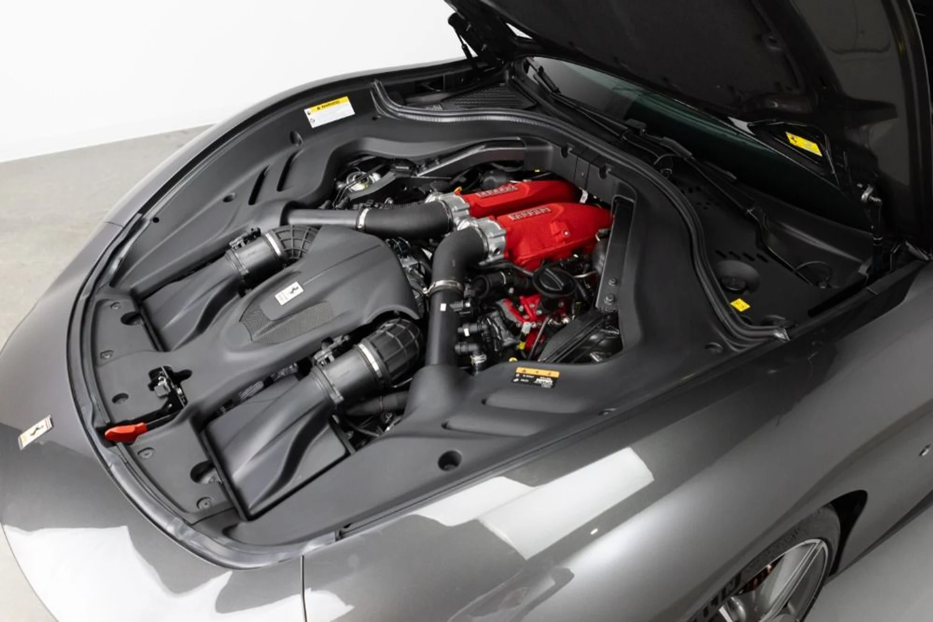 mph080_3007230888_Used_2024_Ferrari_Roma_eeaebf47fa