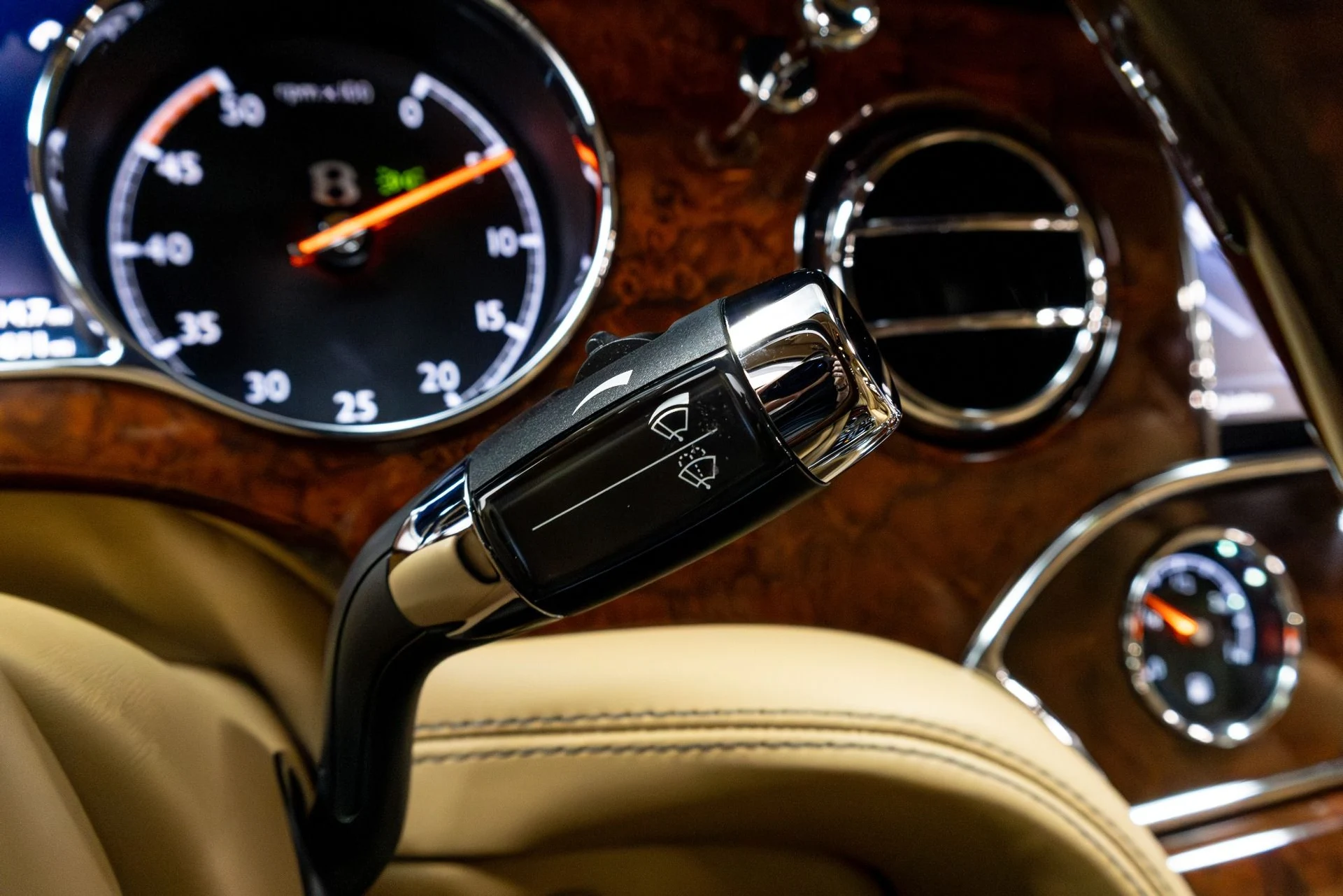 mph080_308642599_Used_2017_Bentley_Mulsanne_1775514187_b1e6413ec9