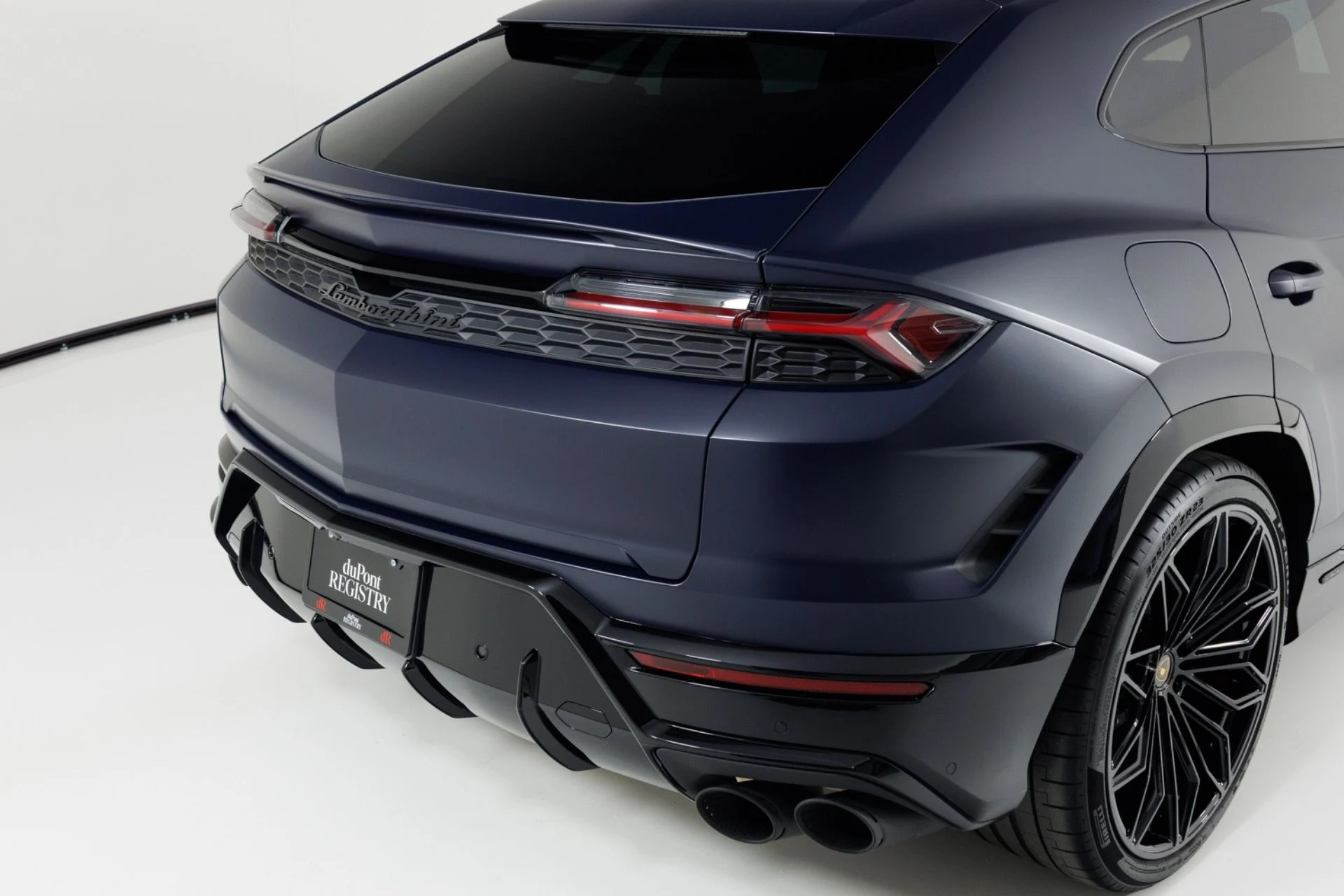 mph080_3130192807_Used_2025_Lamborghini_Urus_SE_1779304726_bd1fca71e9