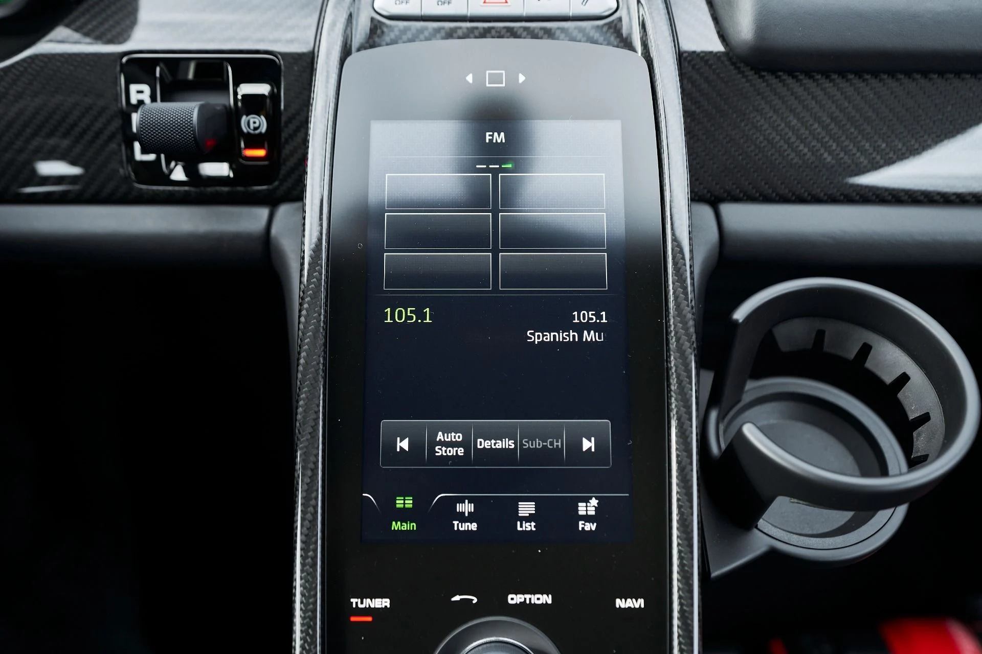 mph080_3179057822_Used_2015_Porsche_918_Spyder_w_Weissach_Package_1764874366_a8d7761ede