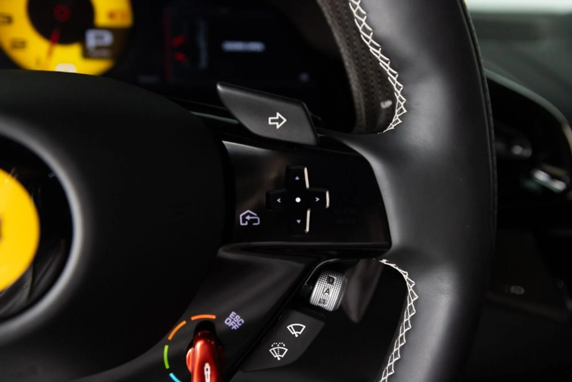 mph080_3221259341_Used_2025_Ferrari_Purosangue_1766002020_10300ff950