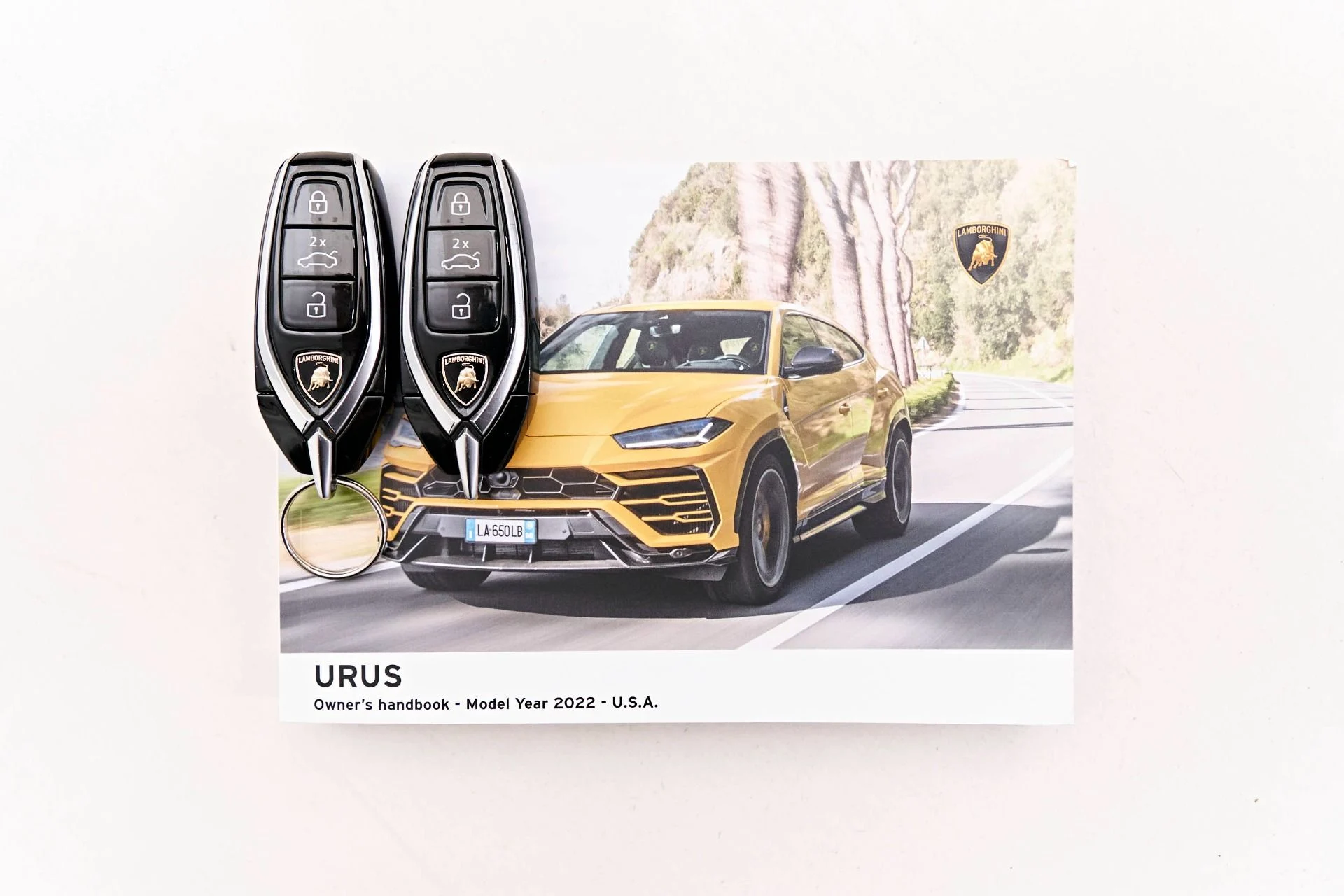 mph080_3300834080_Used_2022_Lamborghini_Urus_1714440387_439f57de50