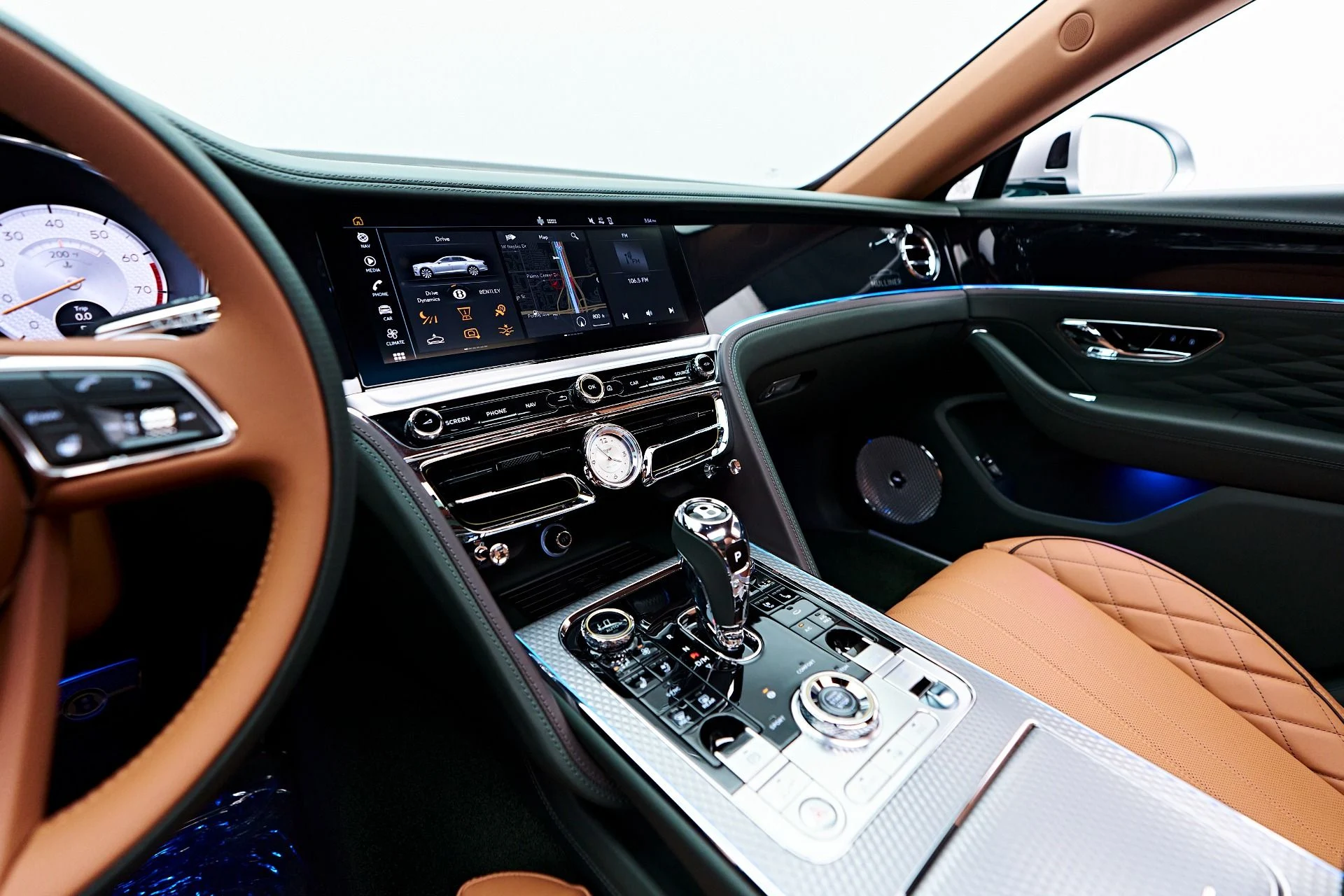mph080_3623446127_Used_2024_Bentley_Flying_Spur_Mulliner_W12_1756173526_87ab8ef388