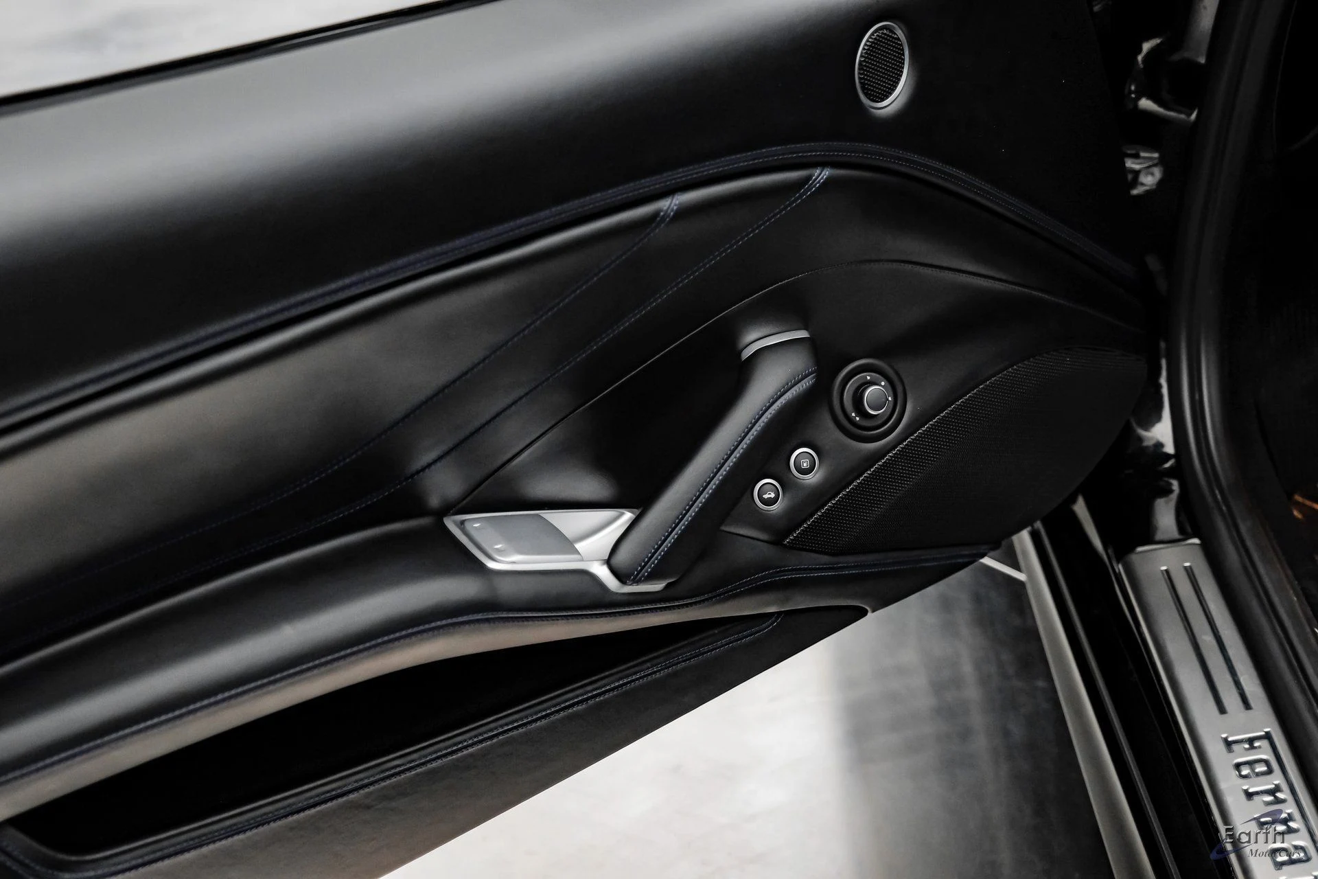 mph080_3662633326_67289f3084a41ee02286b88b4d6ef9ecx_9d3a7a73f1