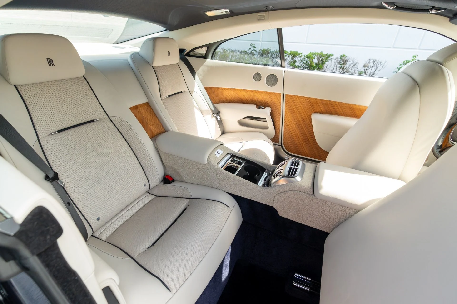 mph080_3714004626_Used_2016_Rolls_Royce_Wraith_1762887509_e1d13acd23