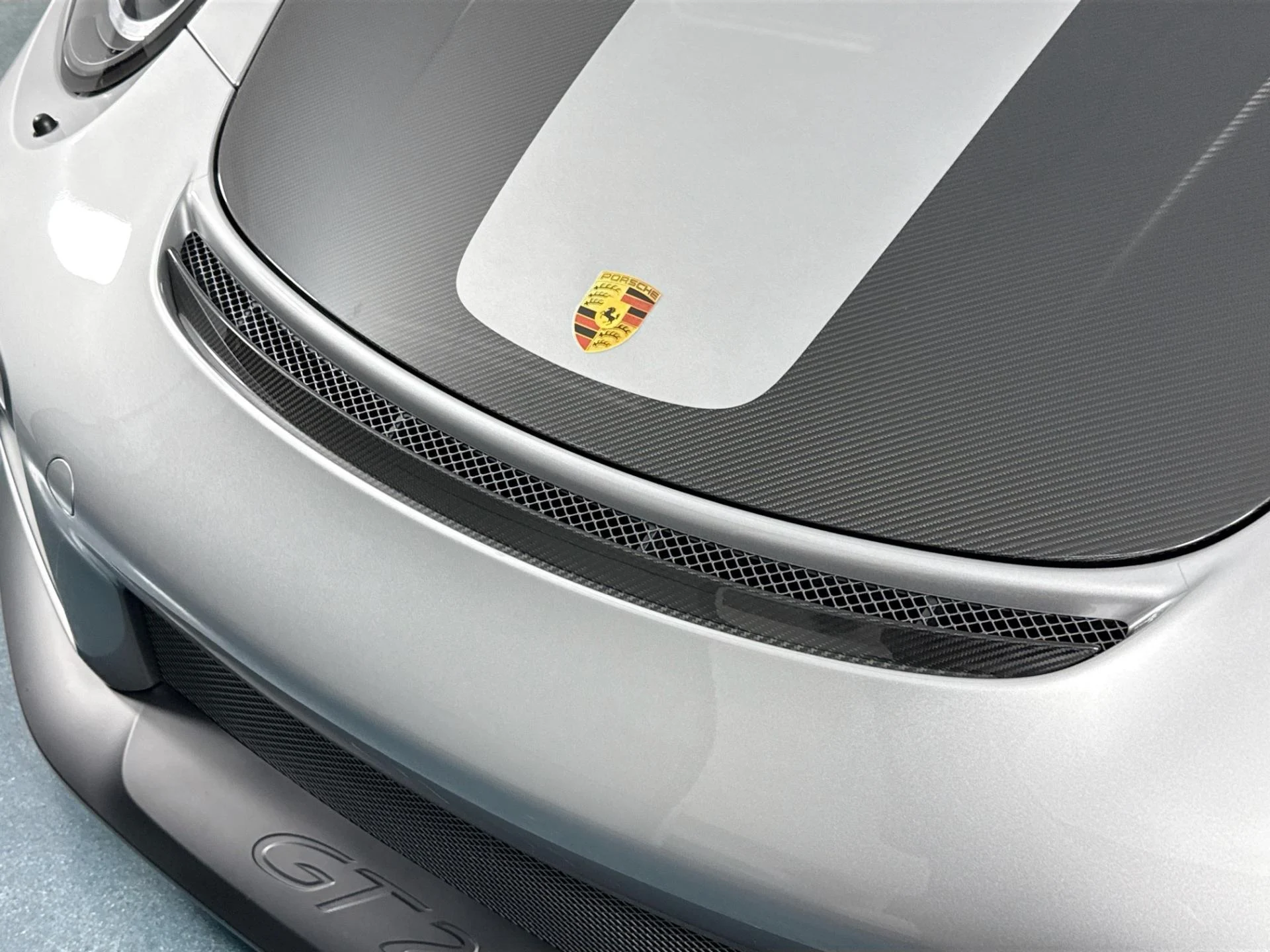 mph080_3812311484_Used_2018_Porsche_911_GT_2_RS_1784763021_3bf588c468