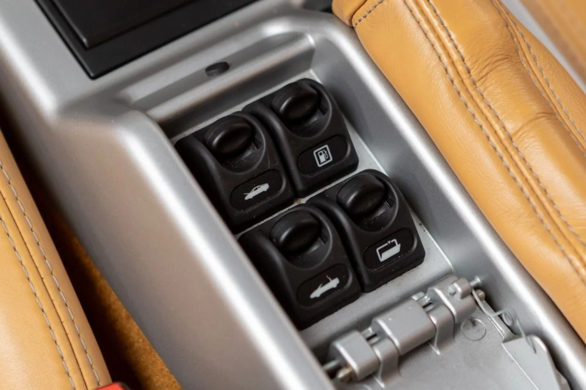 mph080_3852114653_Used_2003_Ferrari_360_Spider_685b97c077