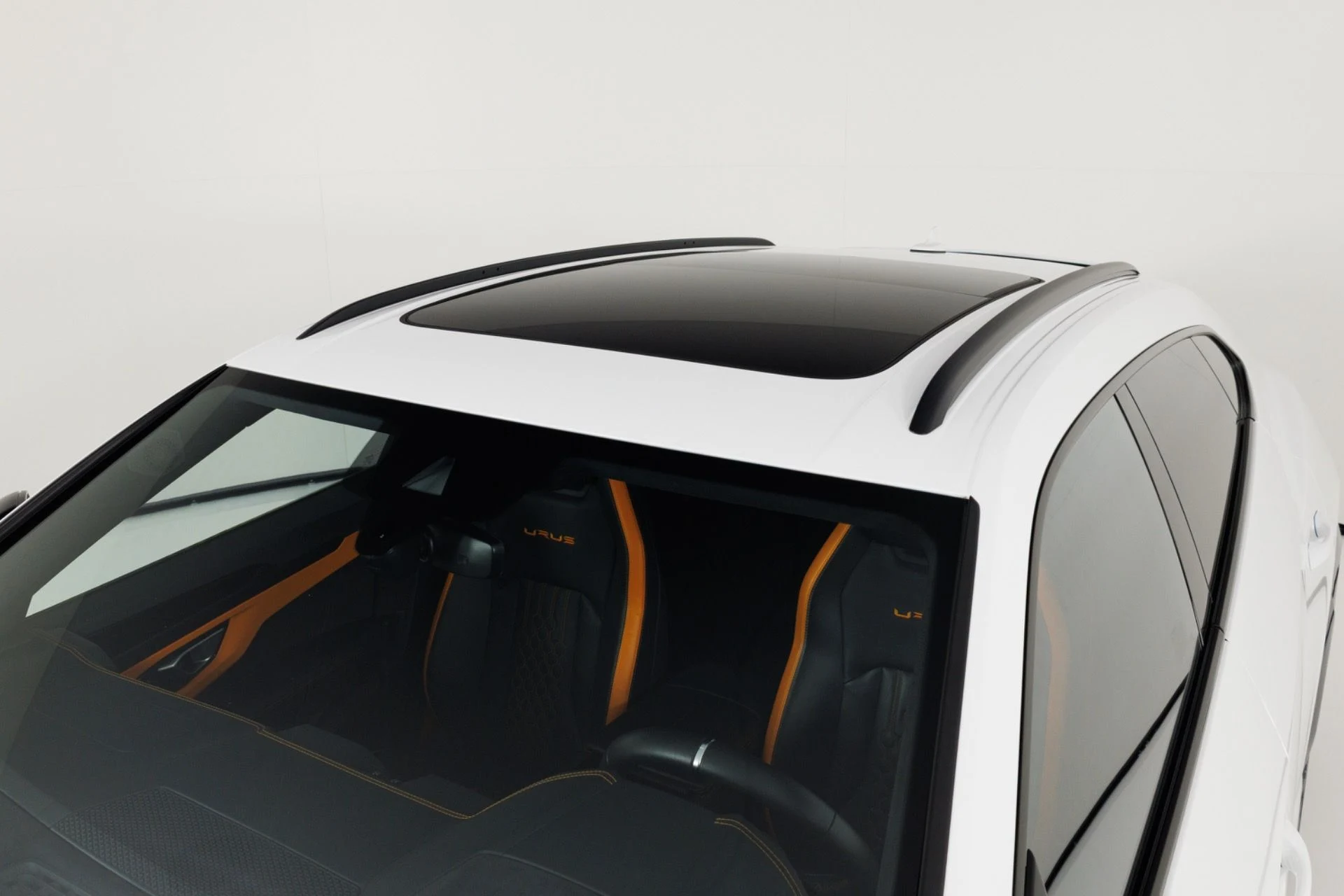 mph080_3925376046_Used_2024_Lamborghini_Urus_S_1775674860_5dba16ff1a