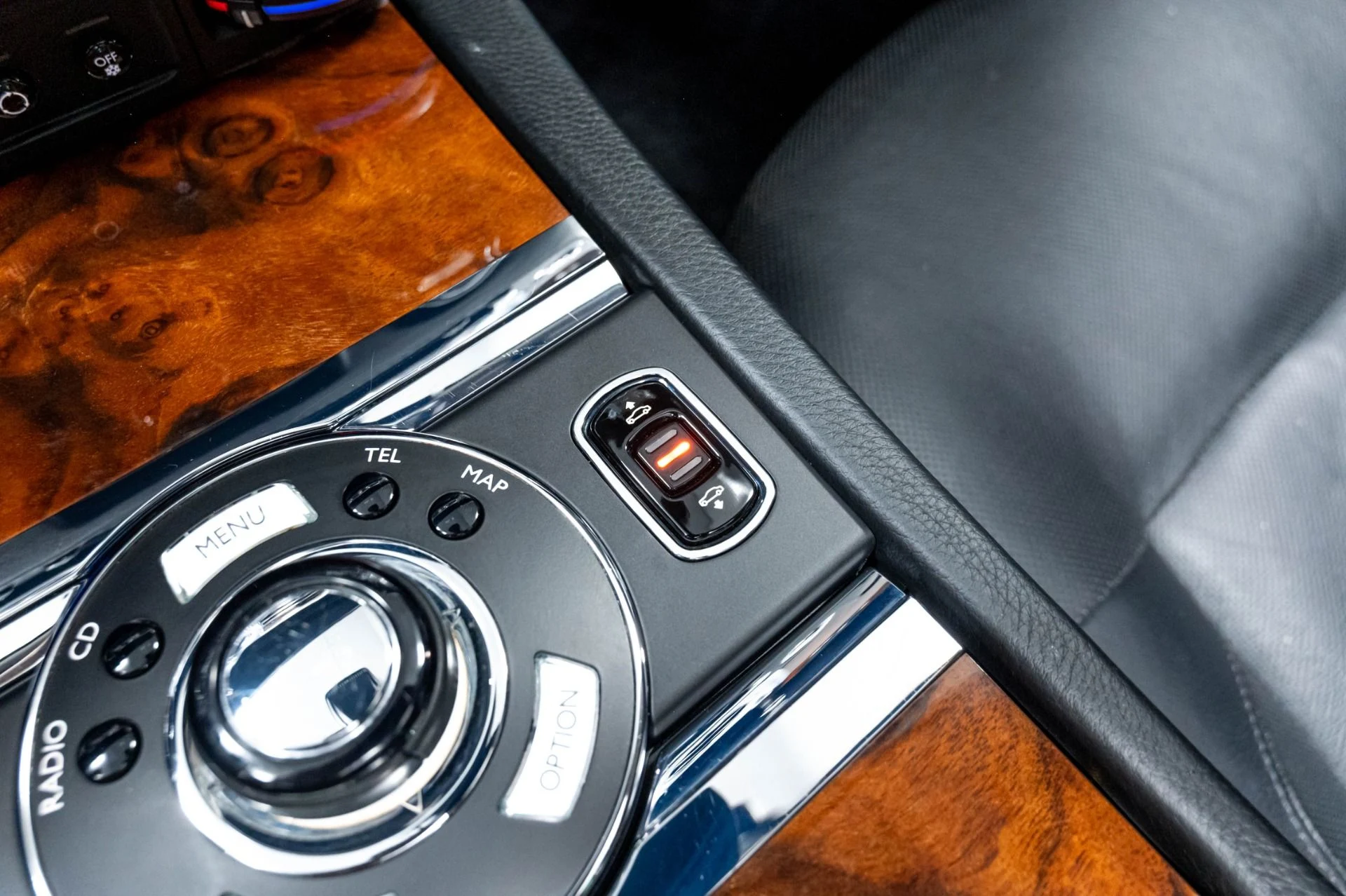 mph080_3925414811_Used_2012_Rolls_Royce_Ghost_1778014944_7c6ac0bce8
