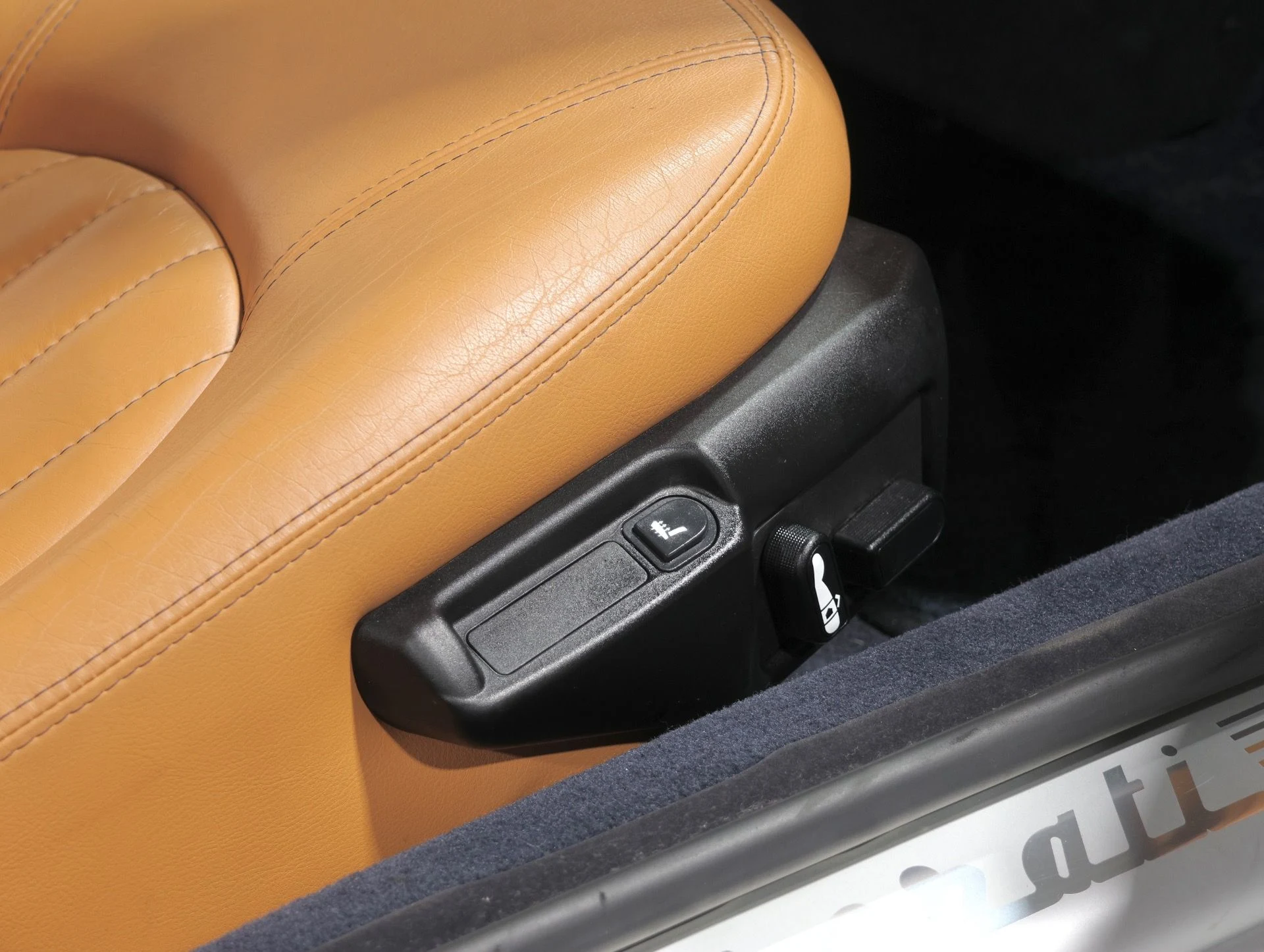 mph080_4188819020_Used_2004_Maserati_Coupe_Cambiocorsa_One_Owner_Only_23_K_Miles_Just_Serviced_Gorgeous_Spec_1764982308_5a8c4c8455