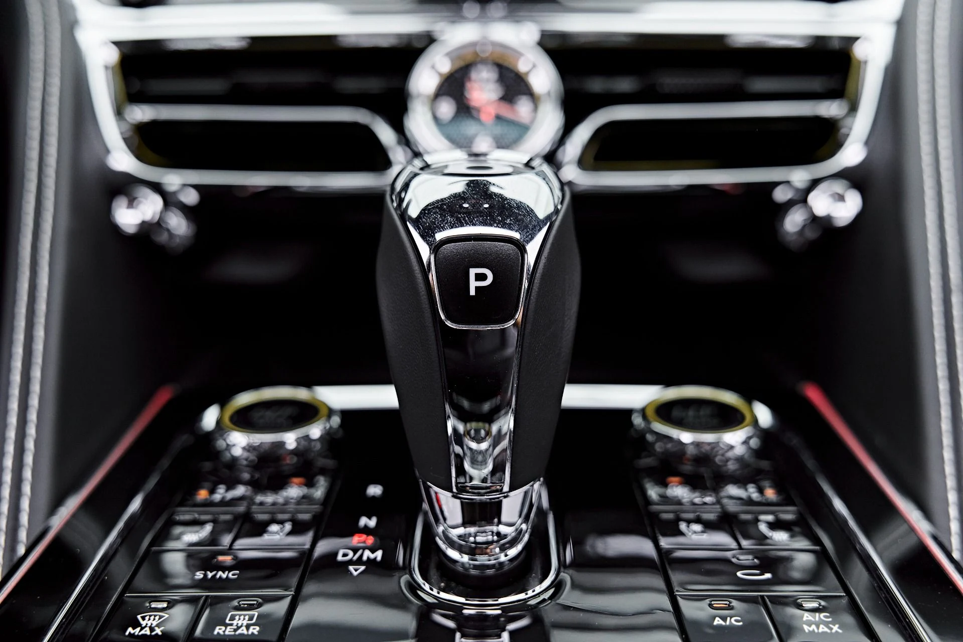 mph080_517523739_Used_2022_Bentley_Flying_Spur_V8_1788486134_2494af2739