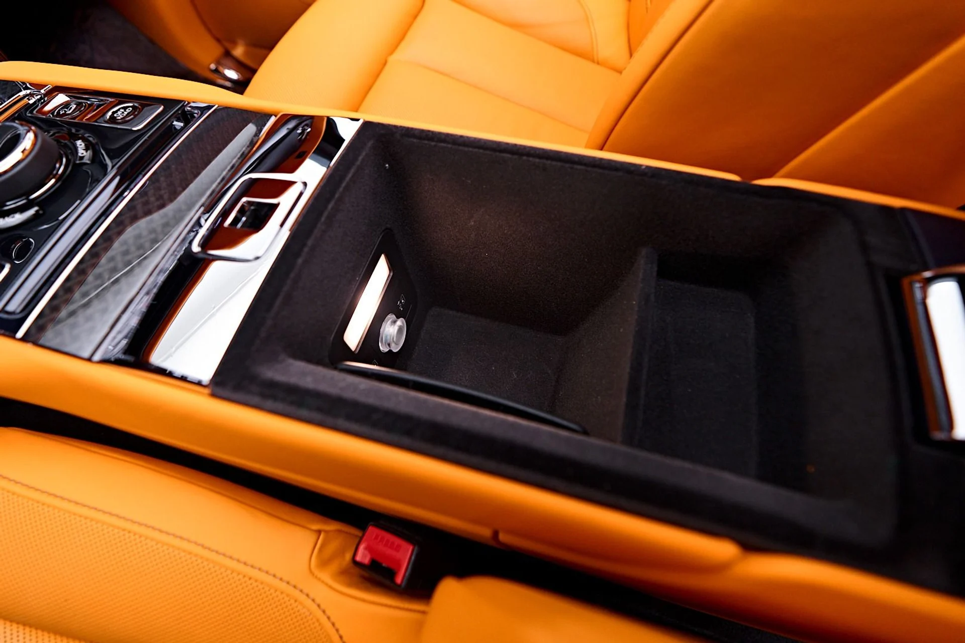 mph080_524401443_Used_2023_Rolls_Royce_Cullinan_Black_Badge_1745029260_6fe6daeb97