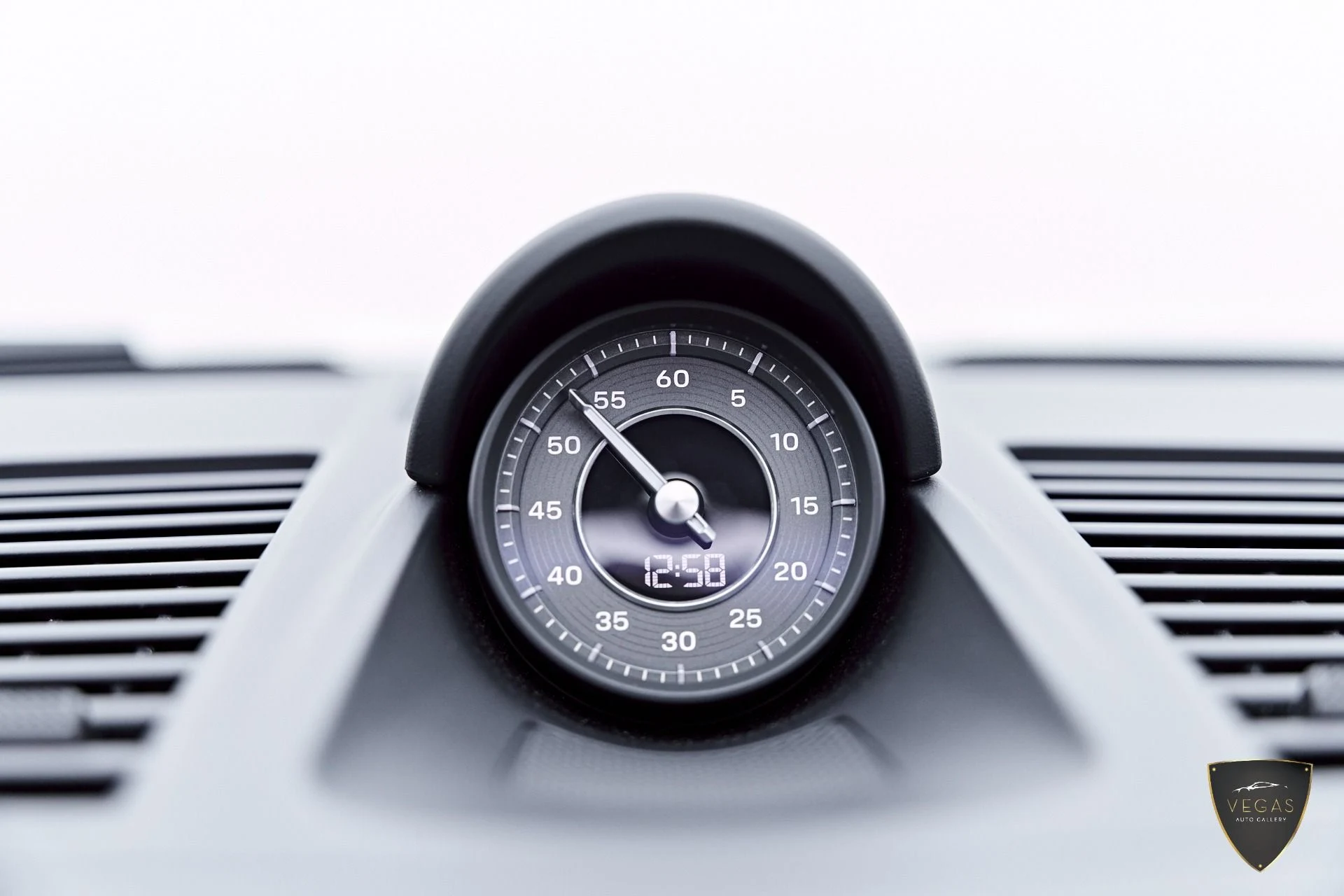 mph080_547456948_Used_2022_Porsche_911_Turbo_S_1782757607_cd048b4b82