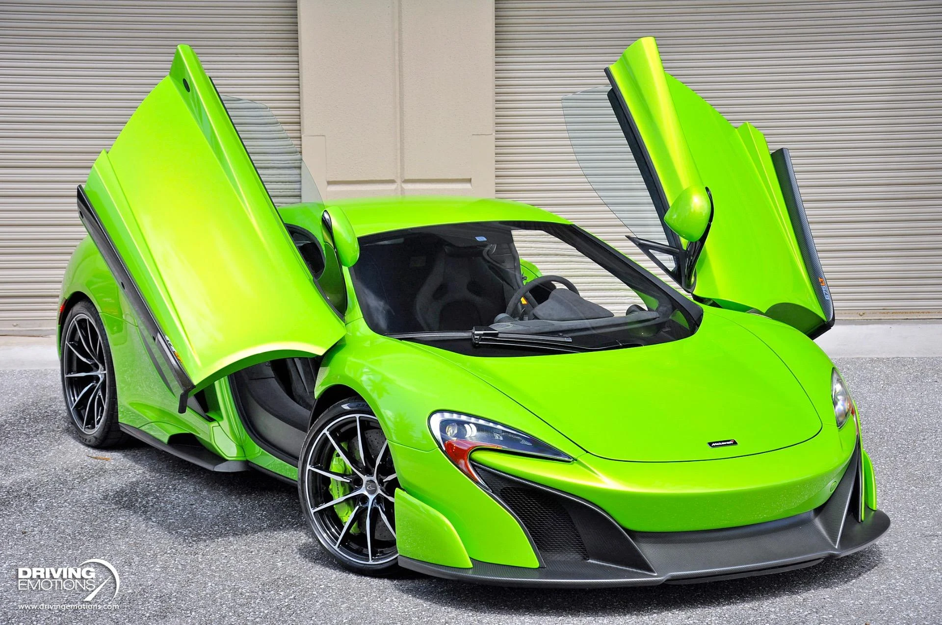 mph080_552011176_855_p81_l_9108d0153c