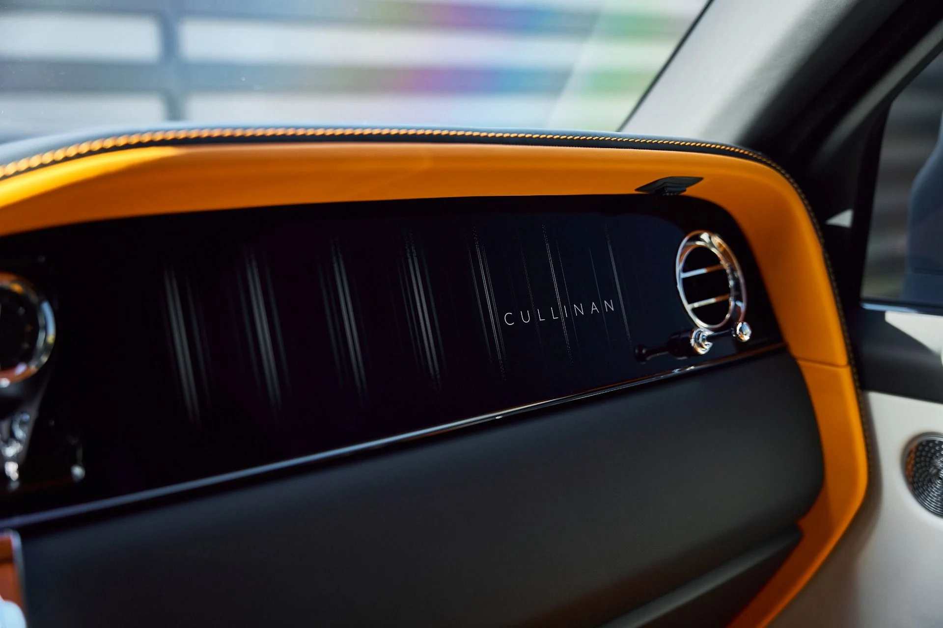 mph080_669240999_Used_2026_Rolls_Royce_Cullinan_Base_1766884866_ac3d75833f