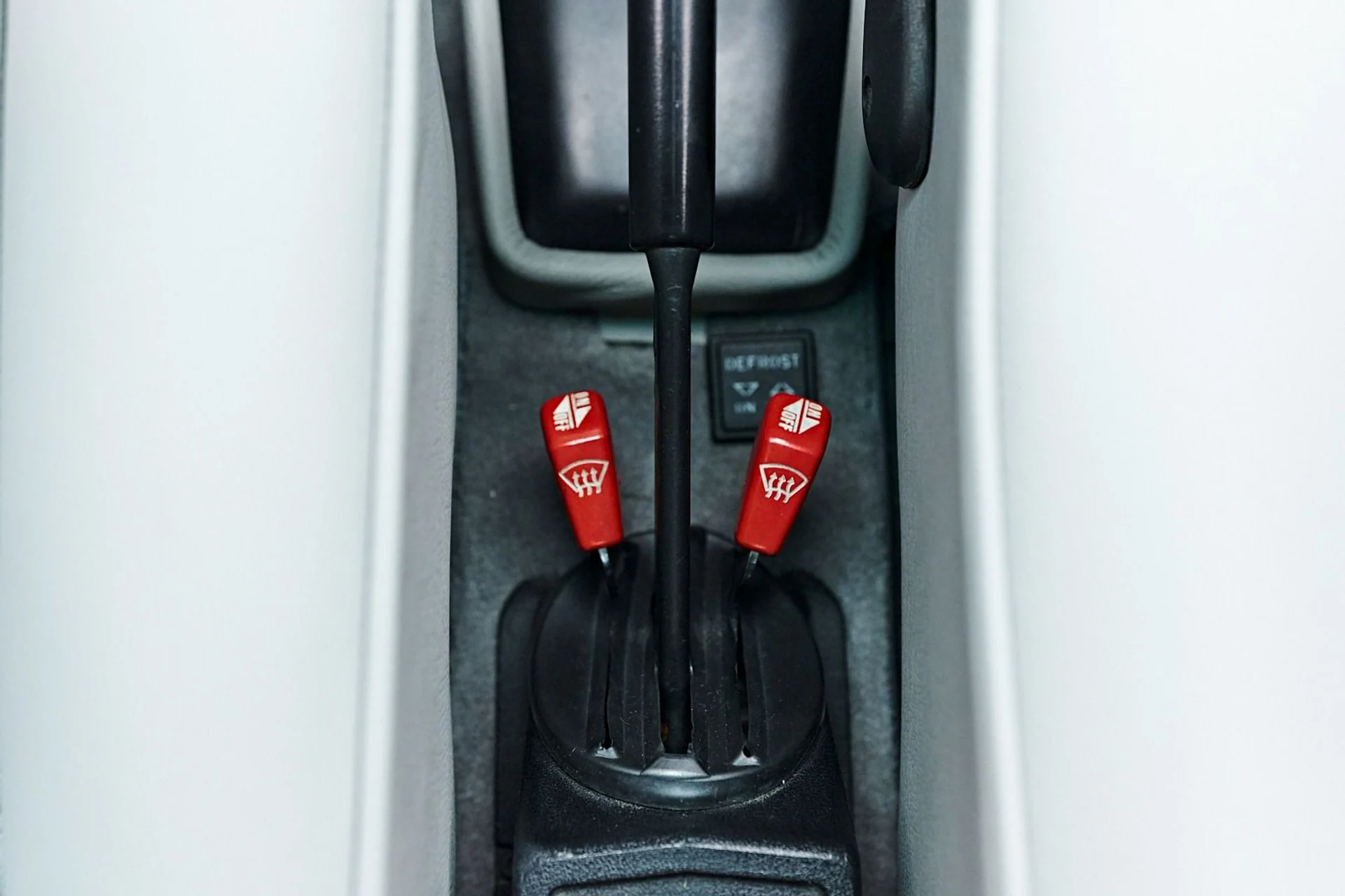 mph080_761971532_Used_1988_Porsche_911_Carrera_1745954196_4f1ddf4896