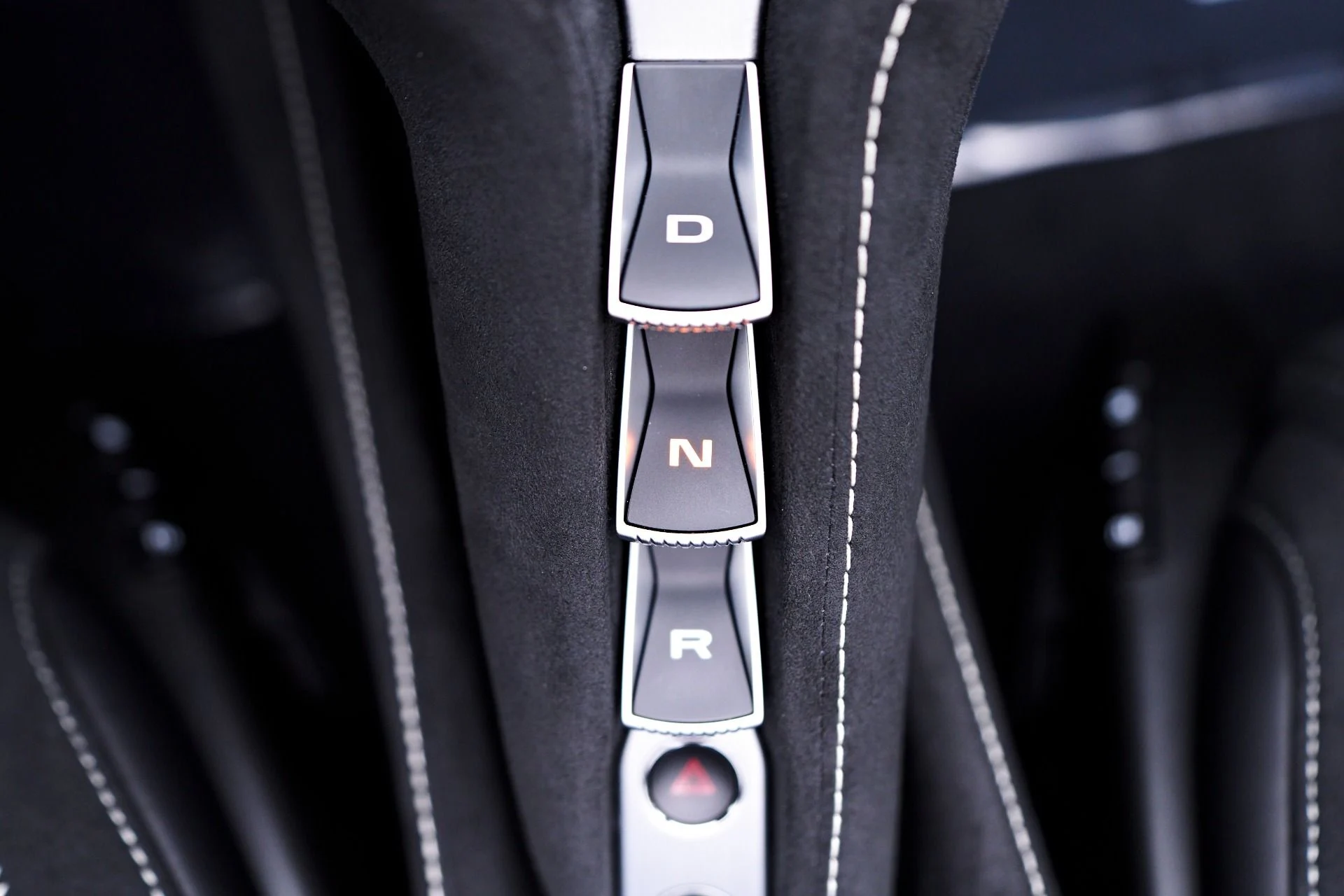 mph080_888905771_Used_2024_Mc_Laren_750_S_1750817086_37c48ffa2d