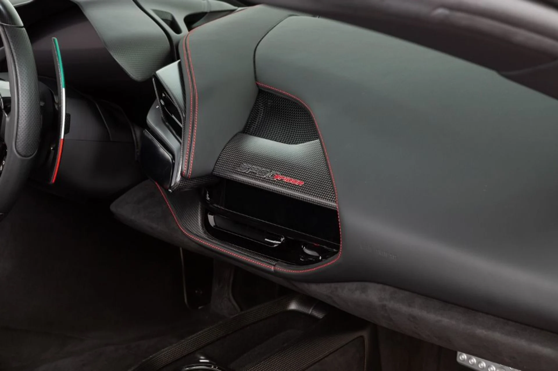 mph080_930298518_Used_2022_Ferrari_SF_90_Spider_9266432baa