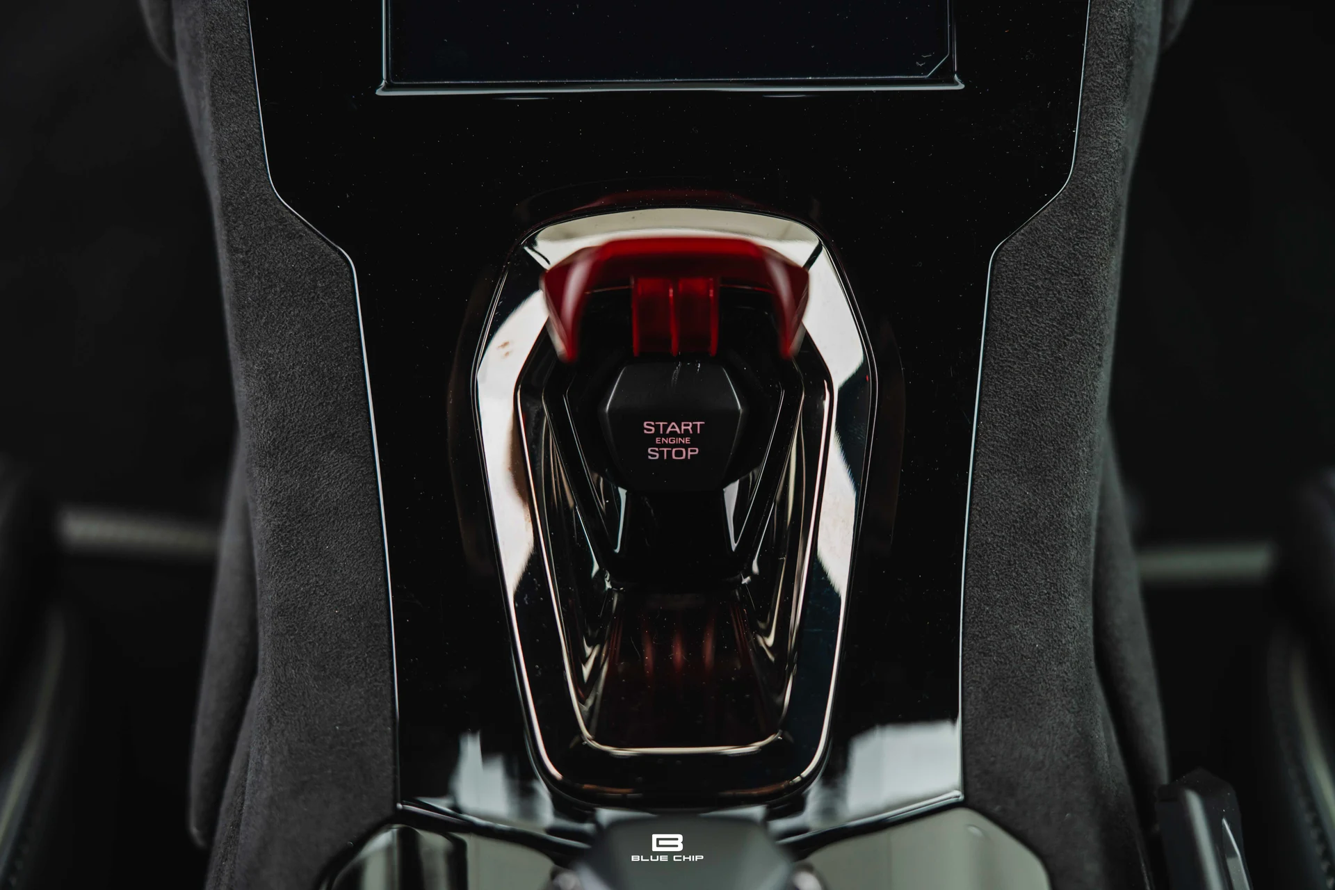 mph080_979132085_6958469b7376e5d50b66ca10_A7400732_7bbb5dc4f5