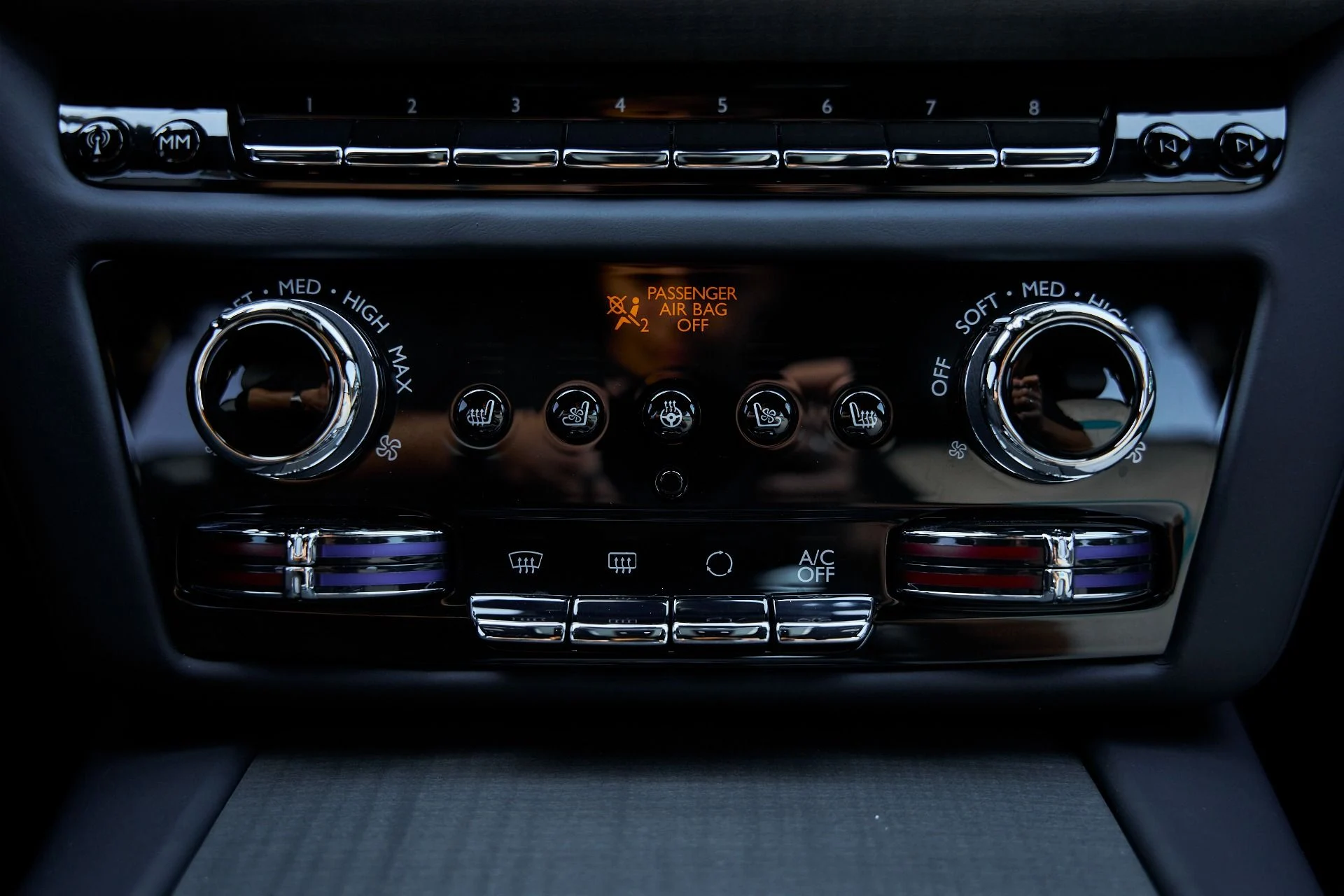 mph080_986360342_Used_2025_Rolls_Royce_Ghost_Base_1770087530_8addb115f7