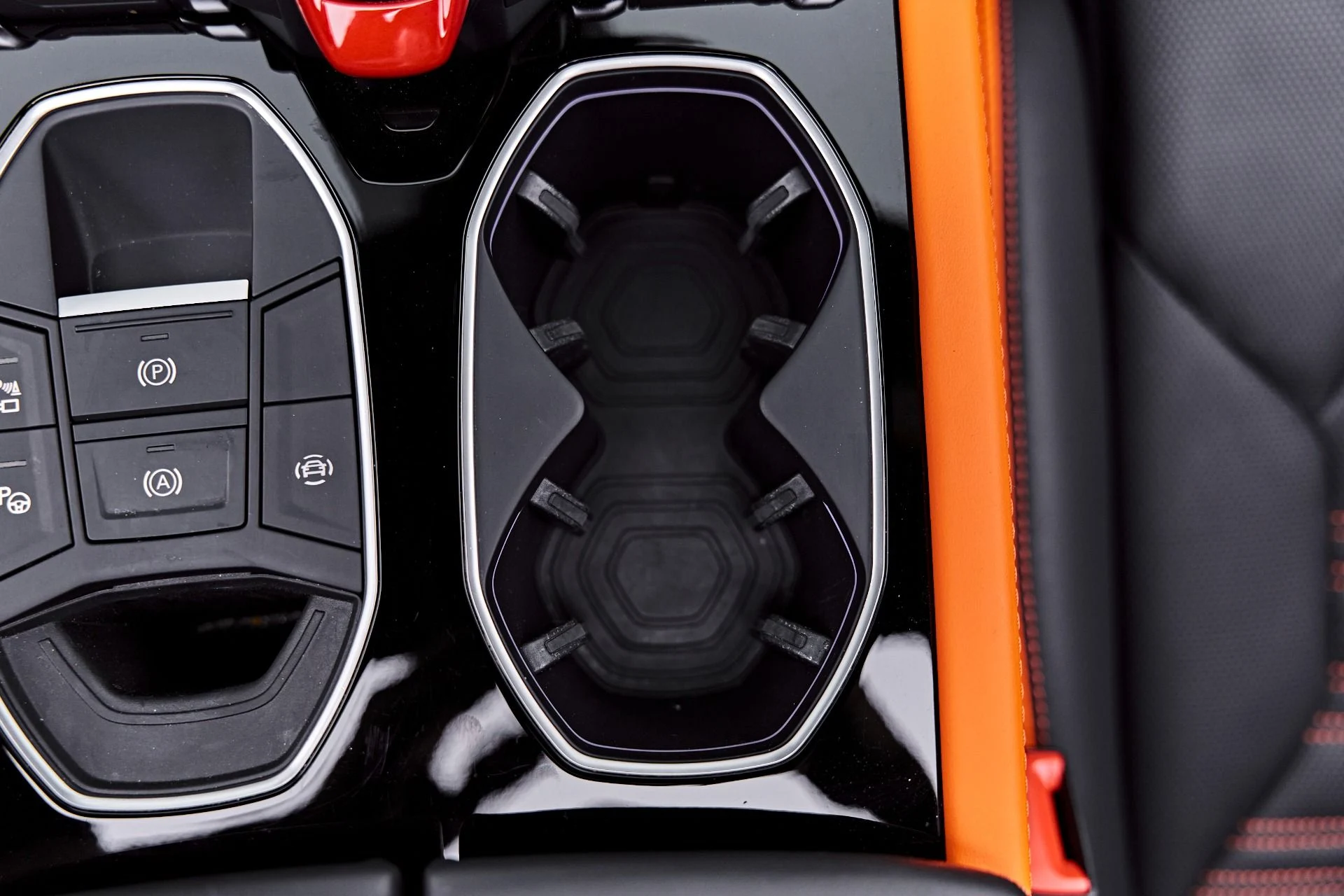 mph081_1015045465_Used_2025_Lamborghini_Urus_SE_1788282793_8320b15bf6