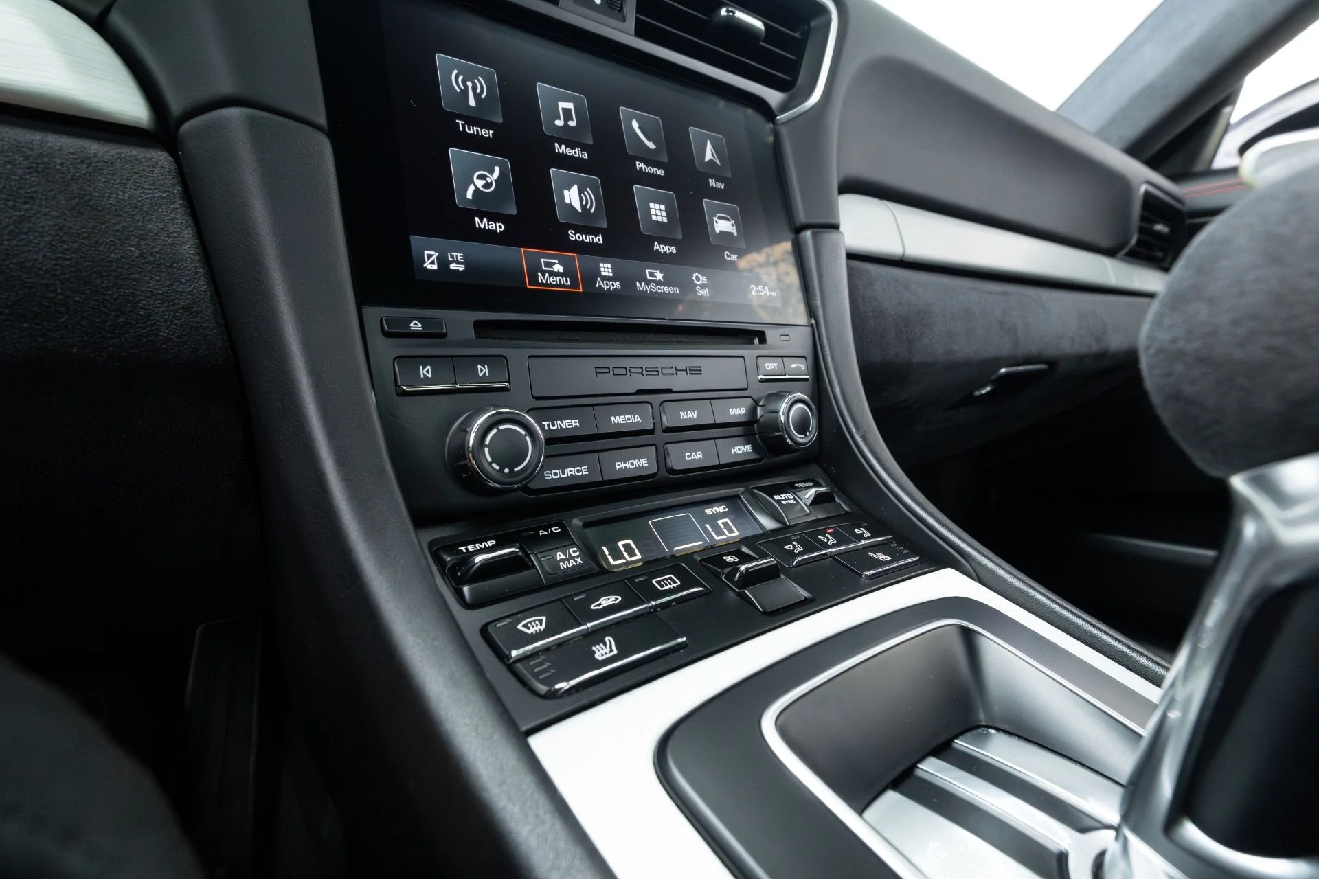 mph081_1017643301_Used_2018_Porsche_911_GT_3_1780452373_f664c23998