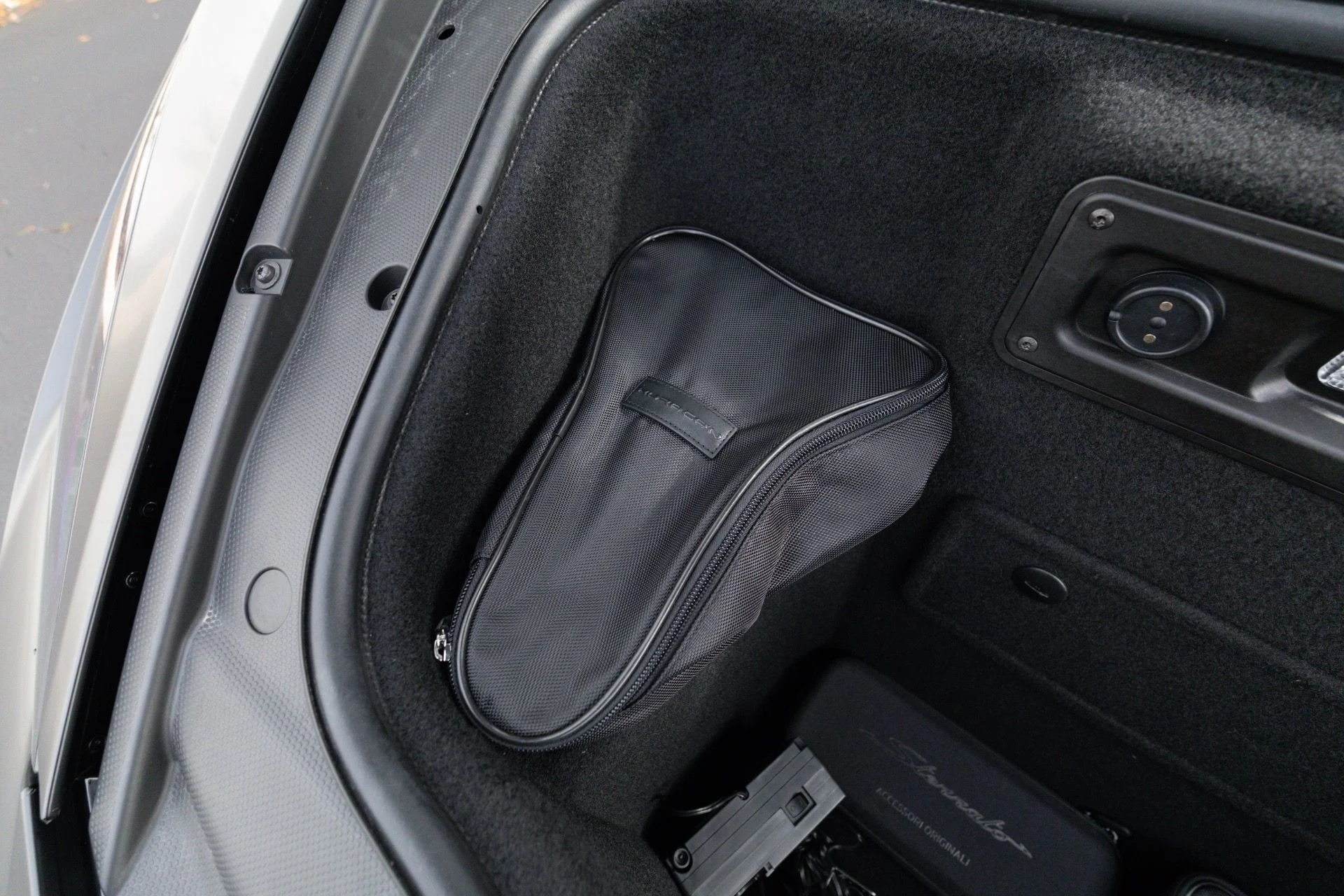 mph081_1278605421_Used_2024_Lamborghini_Huracan_Sterrato_1775279109_bd99032b33