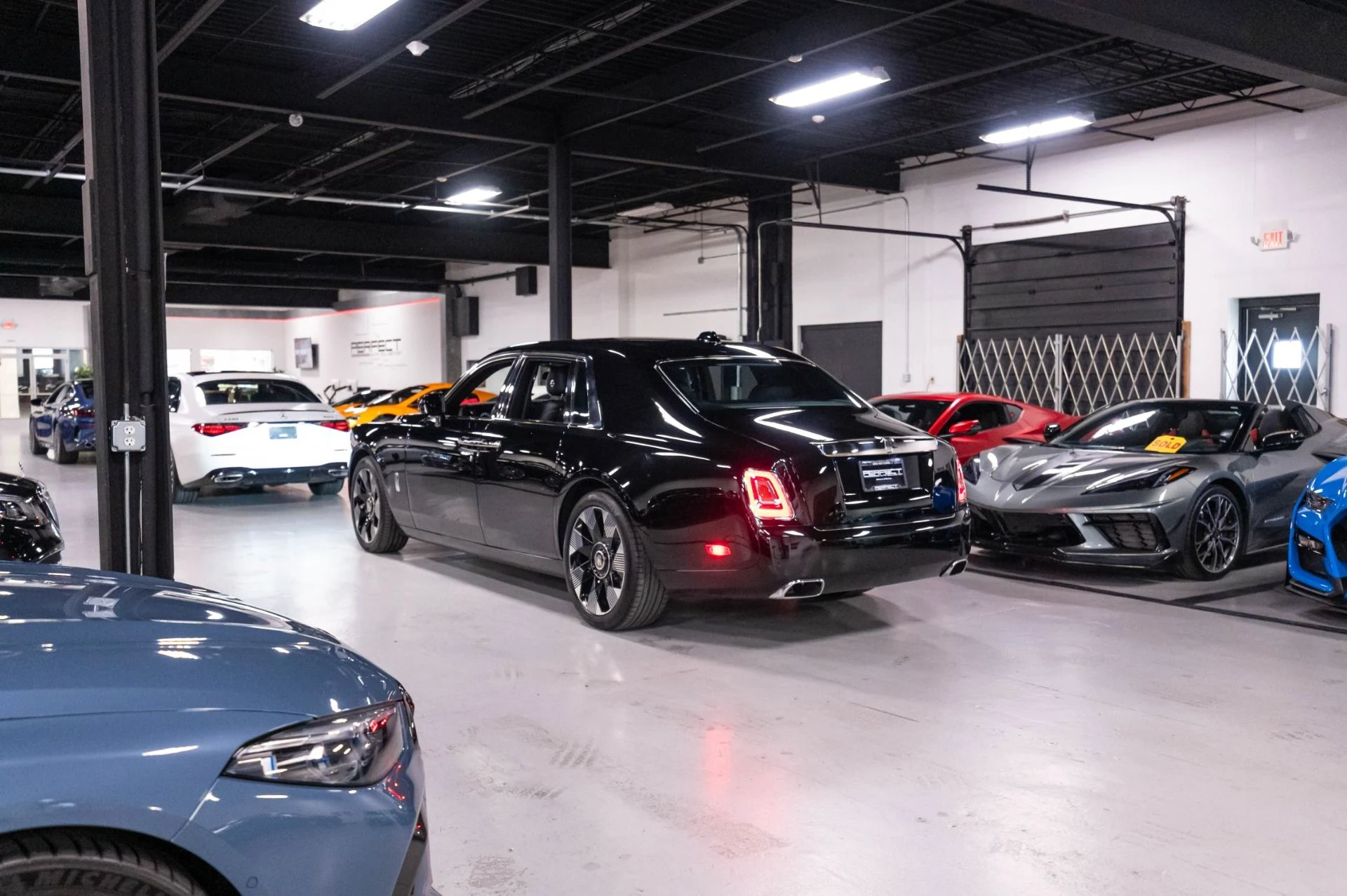 mph081_1376123866_Used_2024_Rolls_Royce_Phantom_1786998181_4f4373e388