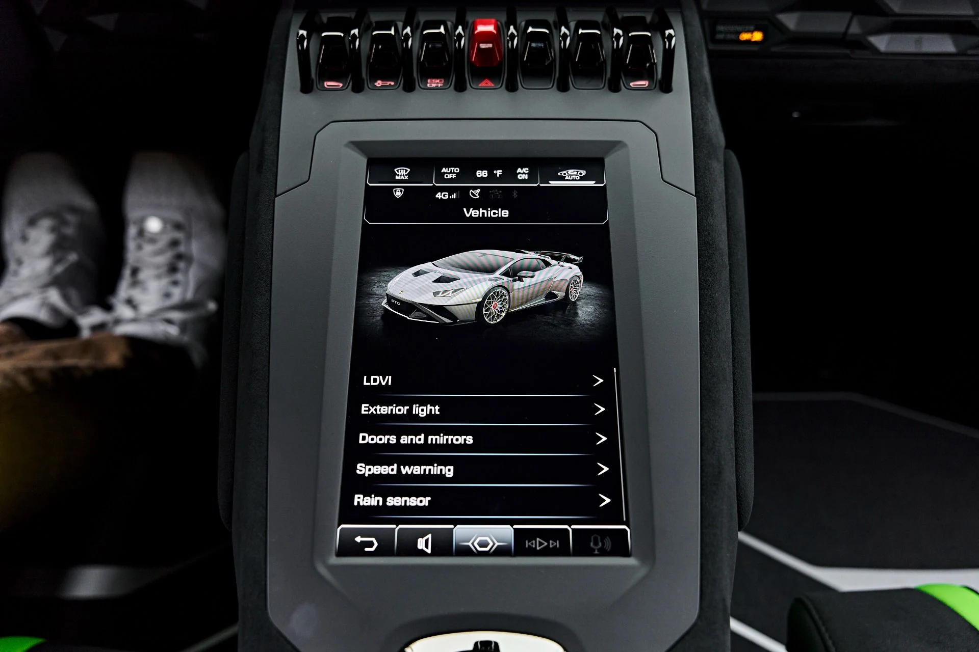 mph081_1435030550_Used_2024_Lamborghini_Huracan_STO_Base_1791998338_c779399175