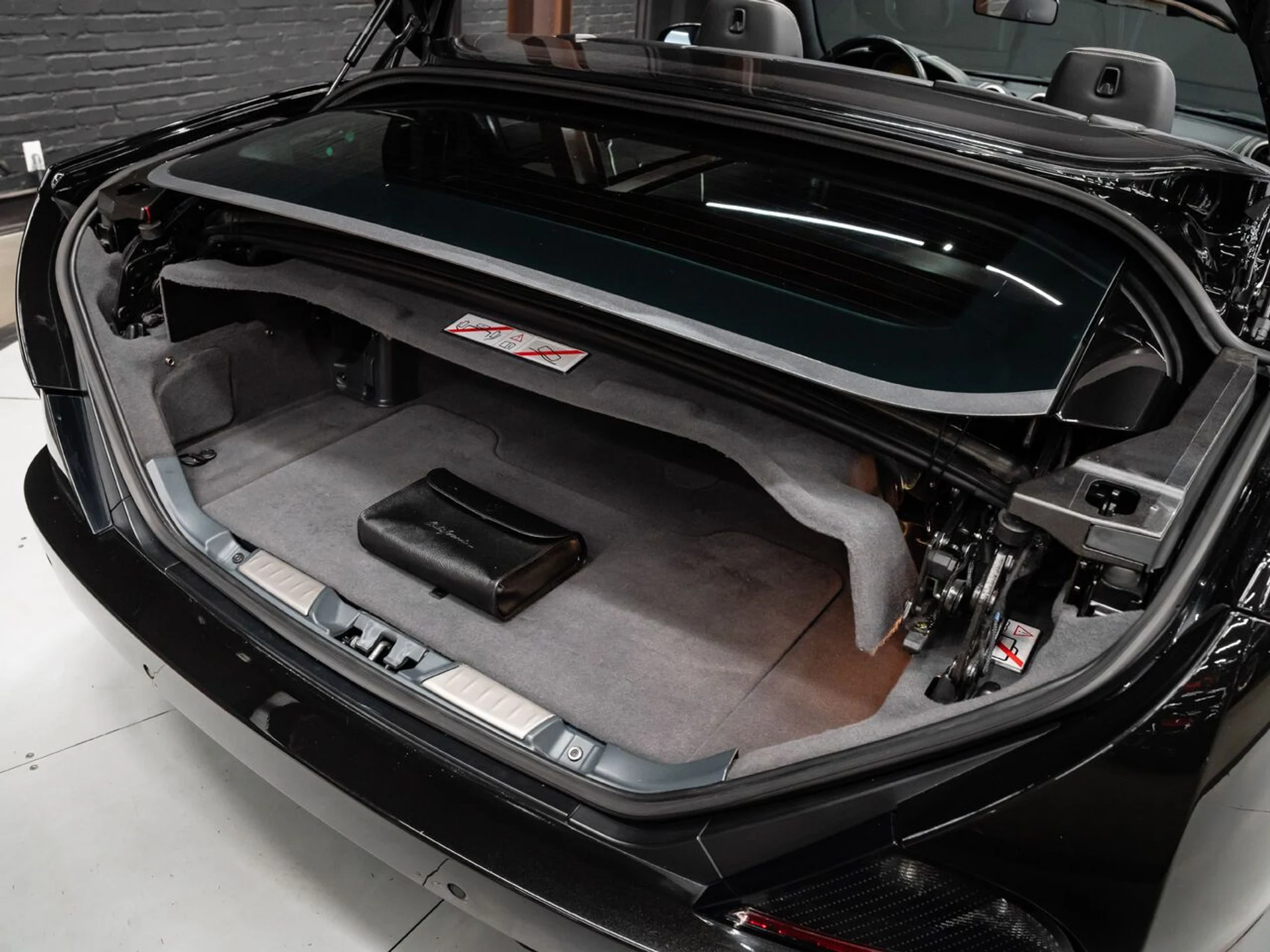 mph081_1482337442_ferrari_california_2011_bcd07de584